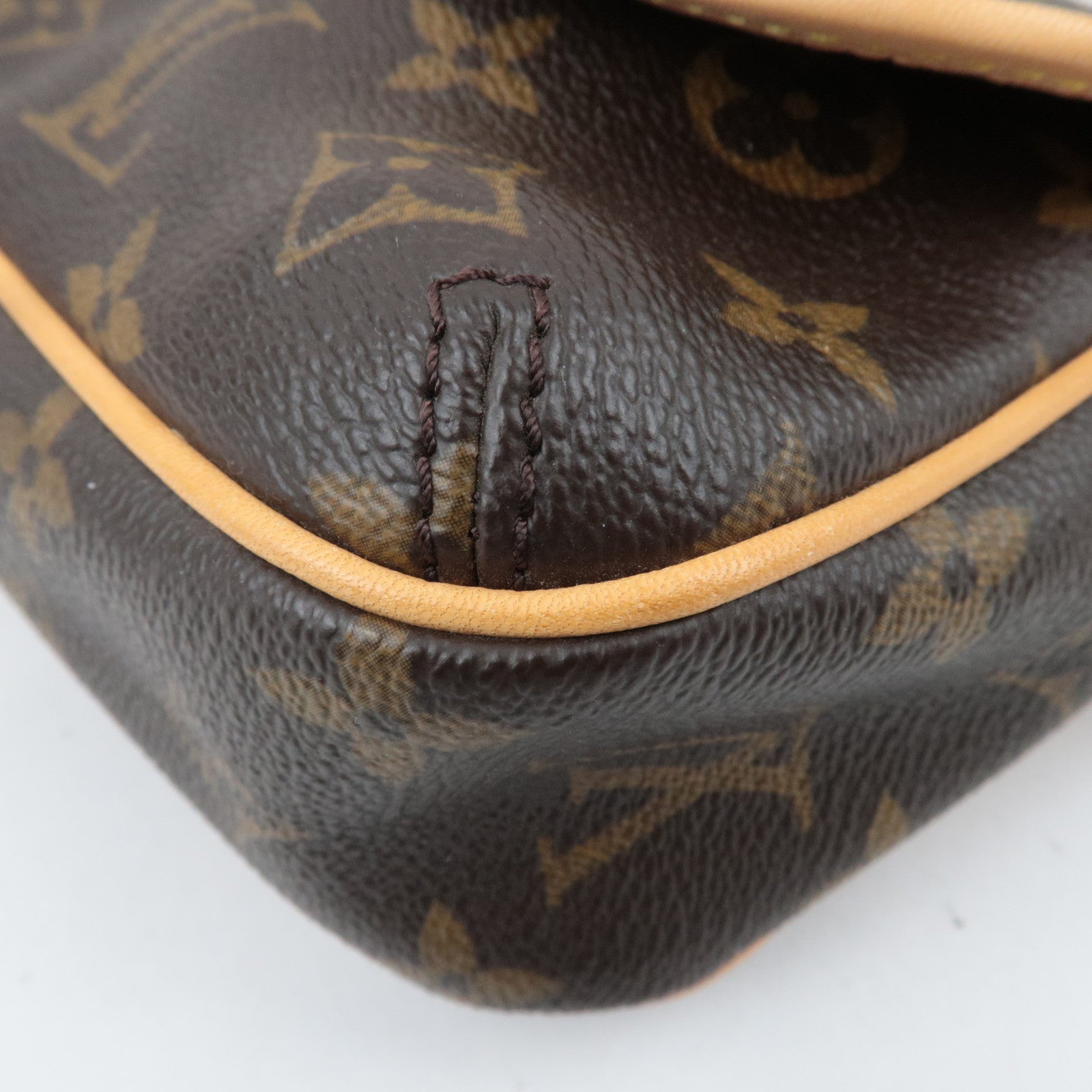 Louis Vuitton Monogram Tikal PM Shoulder Bag M40078 SR0046