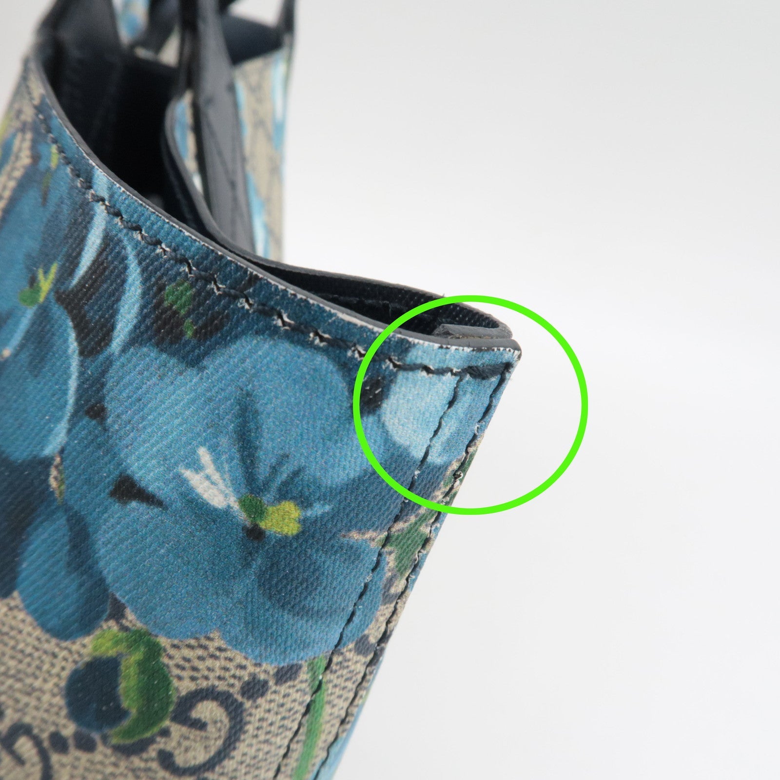 GUCCI GG Blooms GG Supreme Leather Reversible Tote Bag Beige Blue 546317 *Name tag