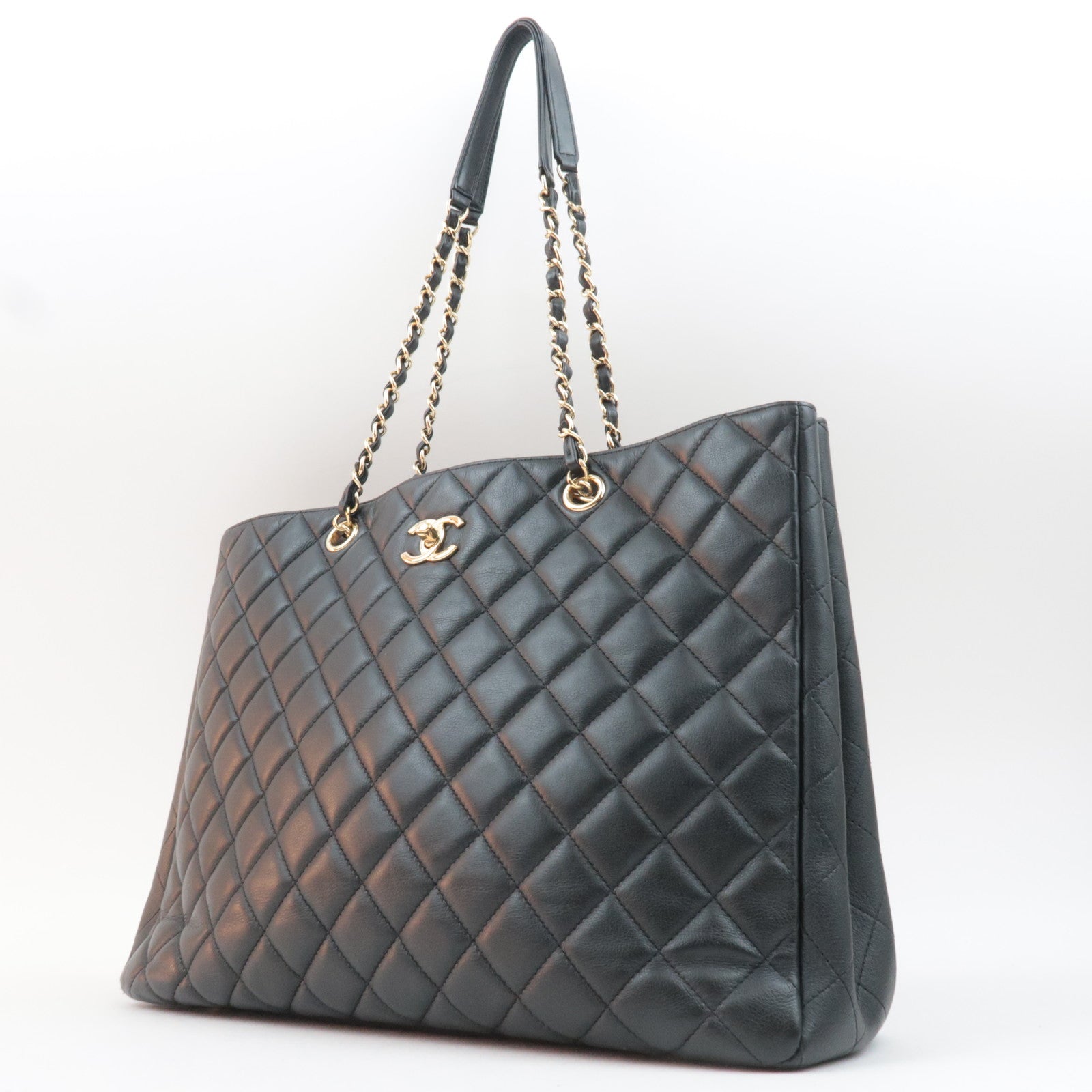 CHANEL Matelasse Chain Tote Bag Lambskin Black Gold HDW 23414323 *Dust bag, G card