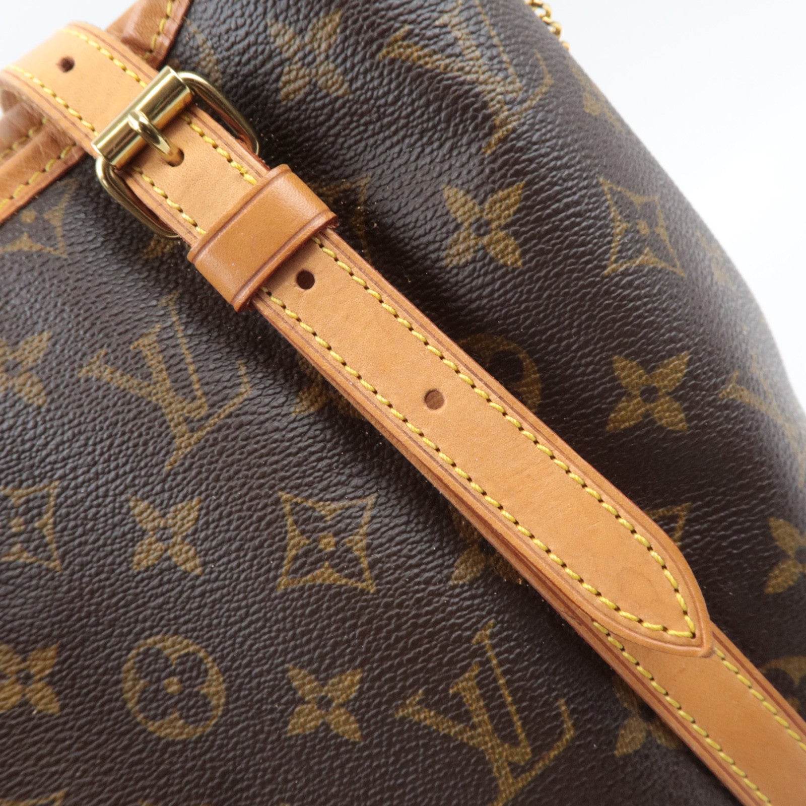 Louis Vuitton Monogram Bucket GM Shoulder Bag M42236 AR0947 *Pouch