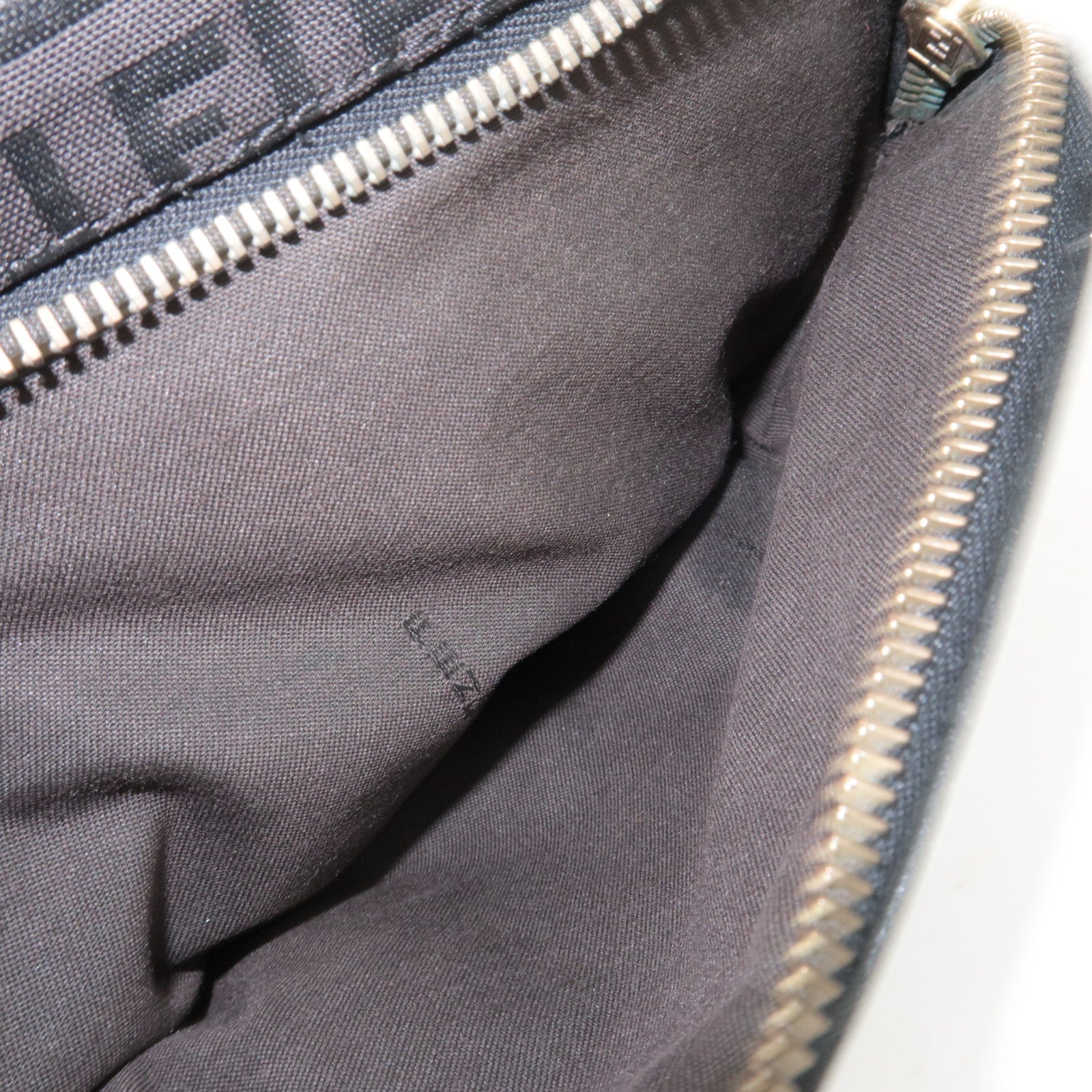 FENDI Zucchino Canvas Leather　Shoulder Bag Black 8BR466 *Dust bag