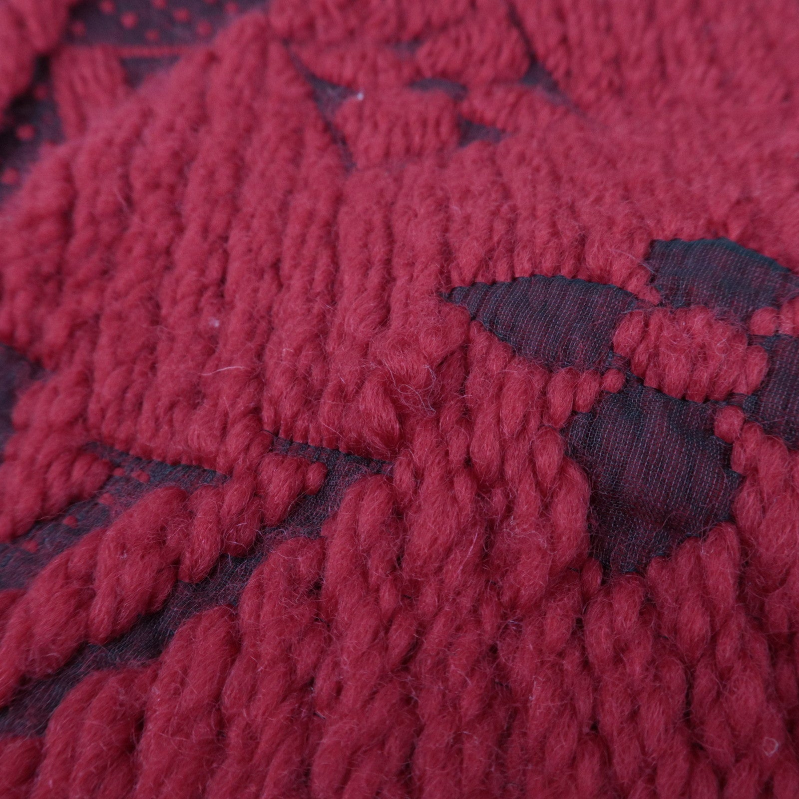 Louis Vuitton Monogram Echarpe Logomania Scarf 94% Wool 6% Silk Red M72432 CC1221