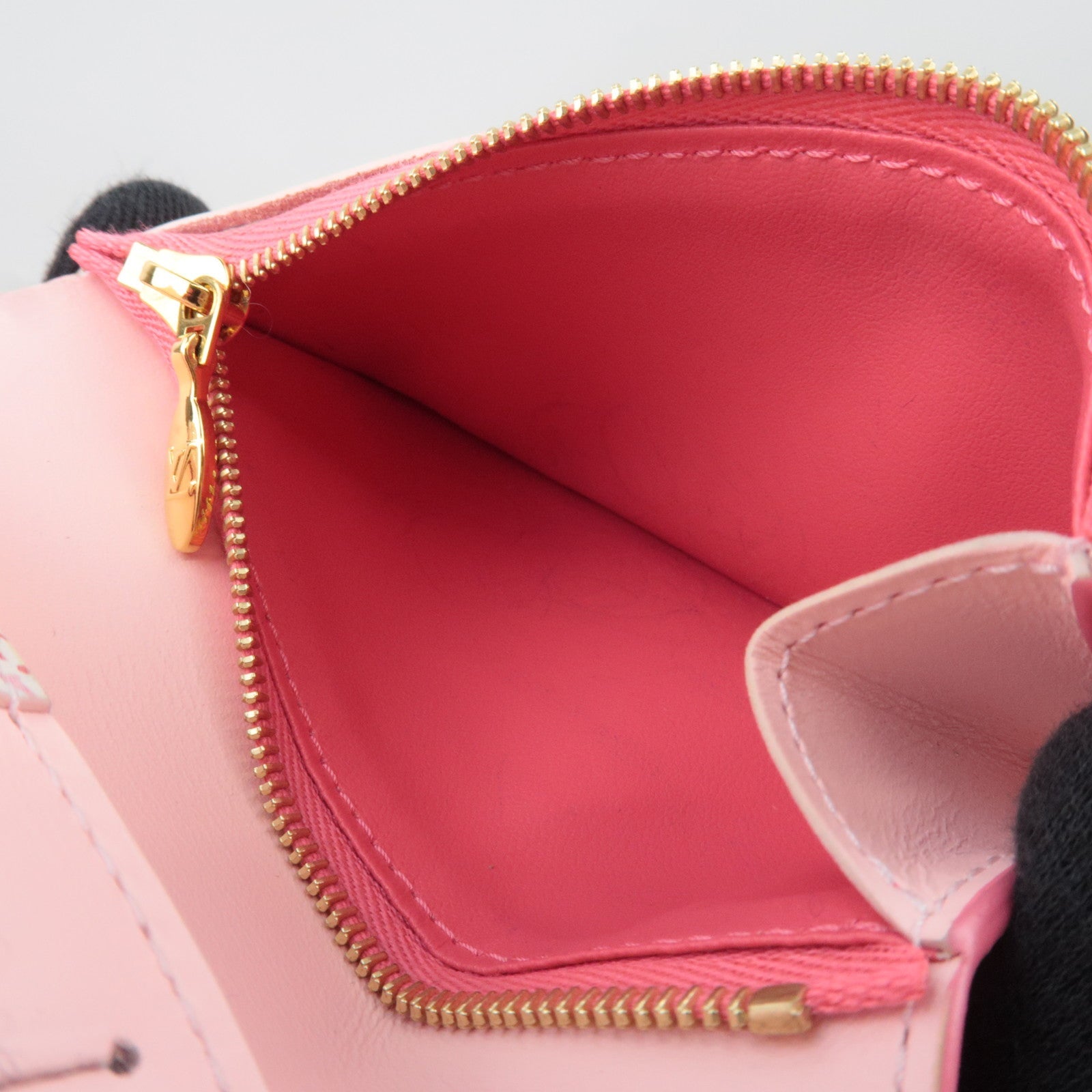 Louis Vuitton Vertical Compact Wallet Taurillon Leather Fuchsia M82461 *Box, Dust bag