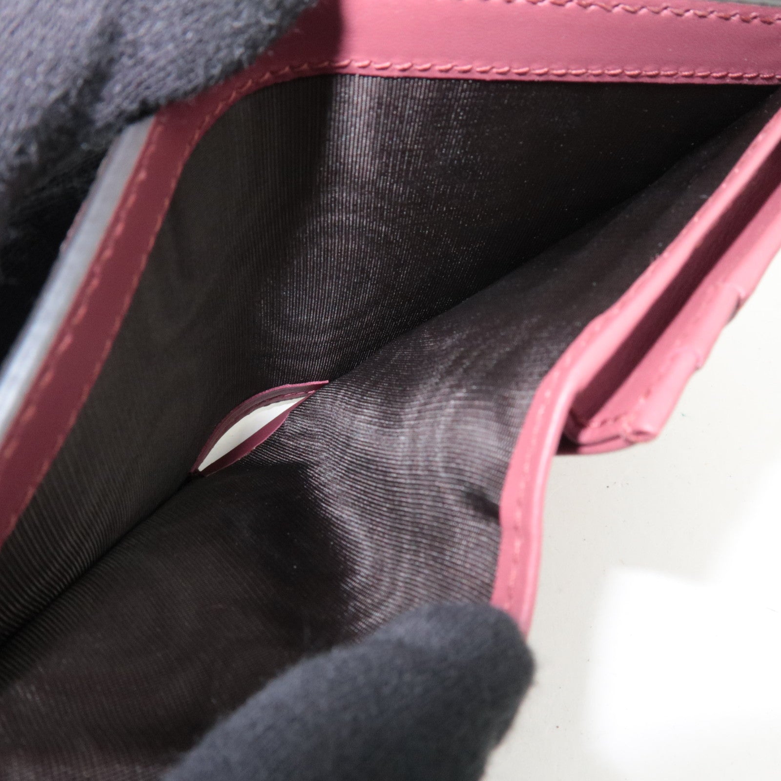 GUCCI GG Blooms Bifold Wallet GG Supreme 410088 *Box, Dust bag