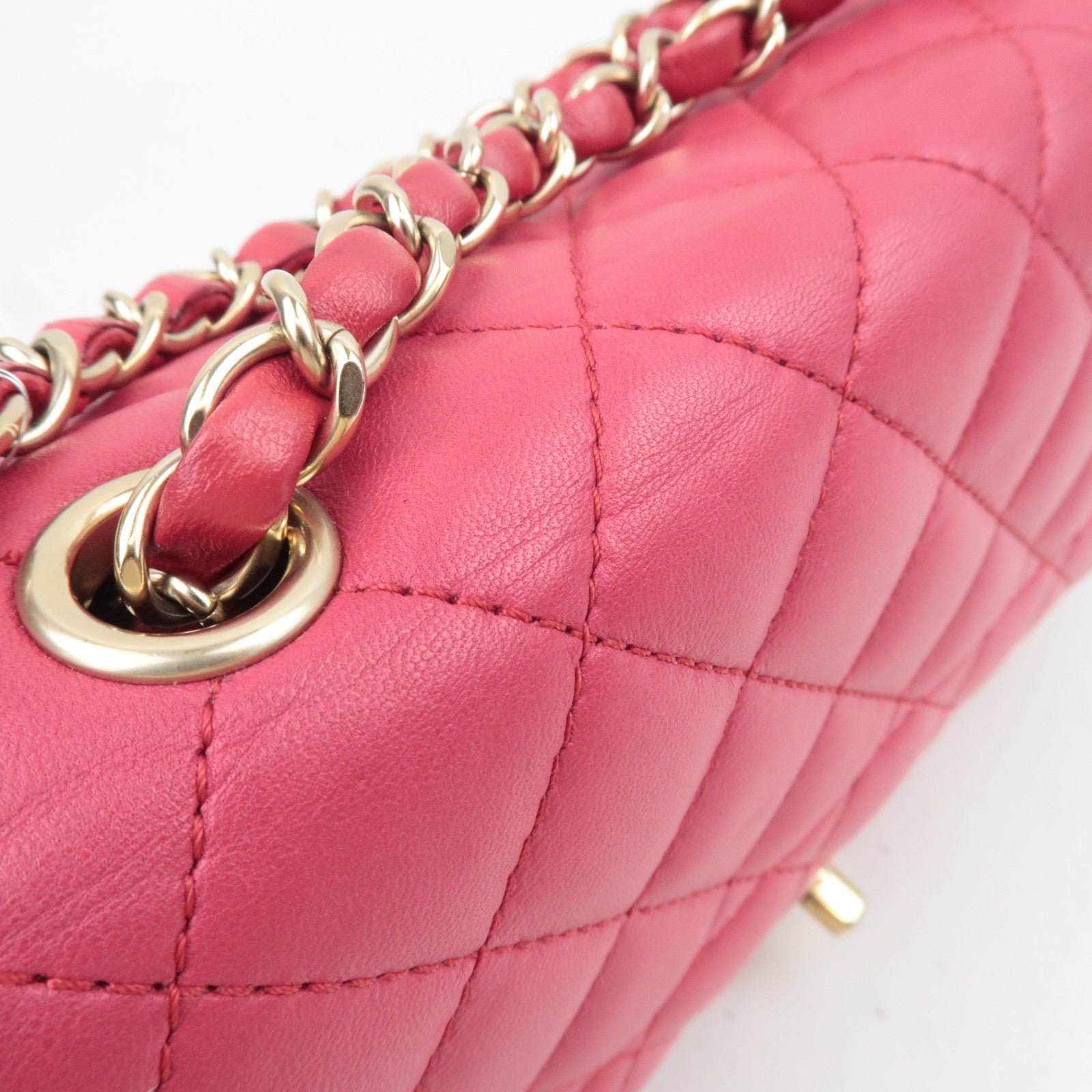 CHANEL Matelasse Chain Shoulder Bag Lambskin Pink 21987136 *Dust bag, G card