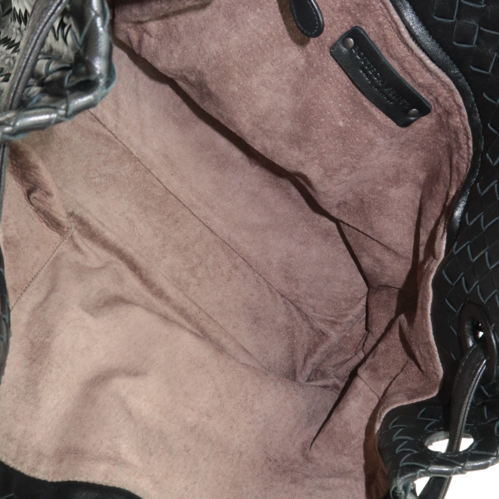 BOTTEGA VENETA Intrecciato Medium Garda Shoulder Bag Leather Black 179320 *Dust bag, Mirror