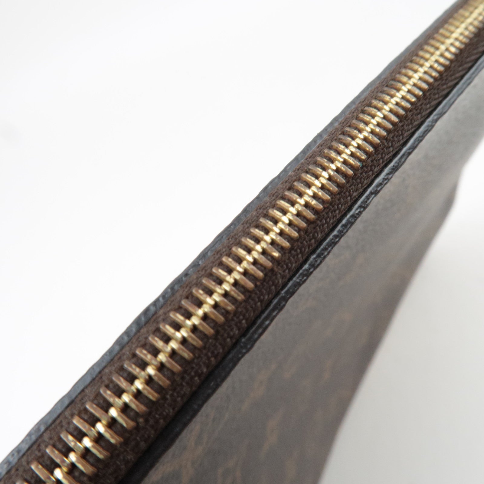 Louis Vuitton Monogram Etui Voyage MM Clutch Bag M44499