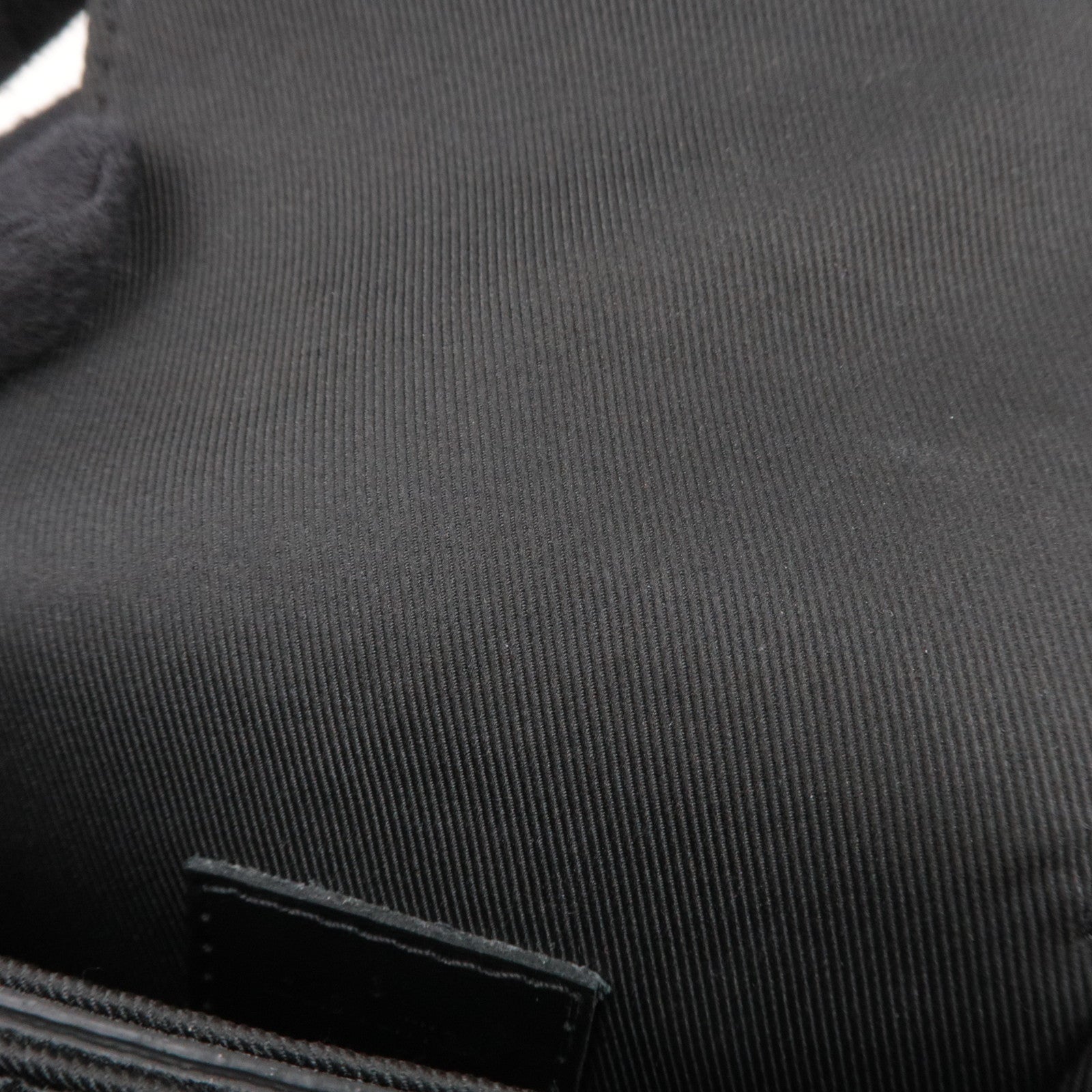 Louis Vuitton Monogram Macassar S Lock Vertical Wearable Wallet M81522