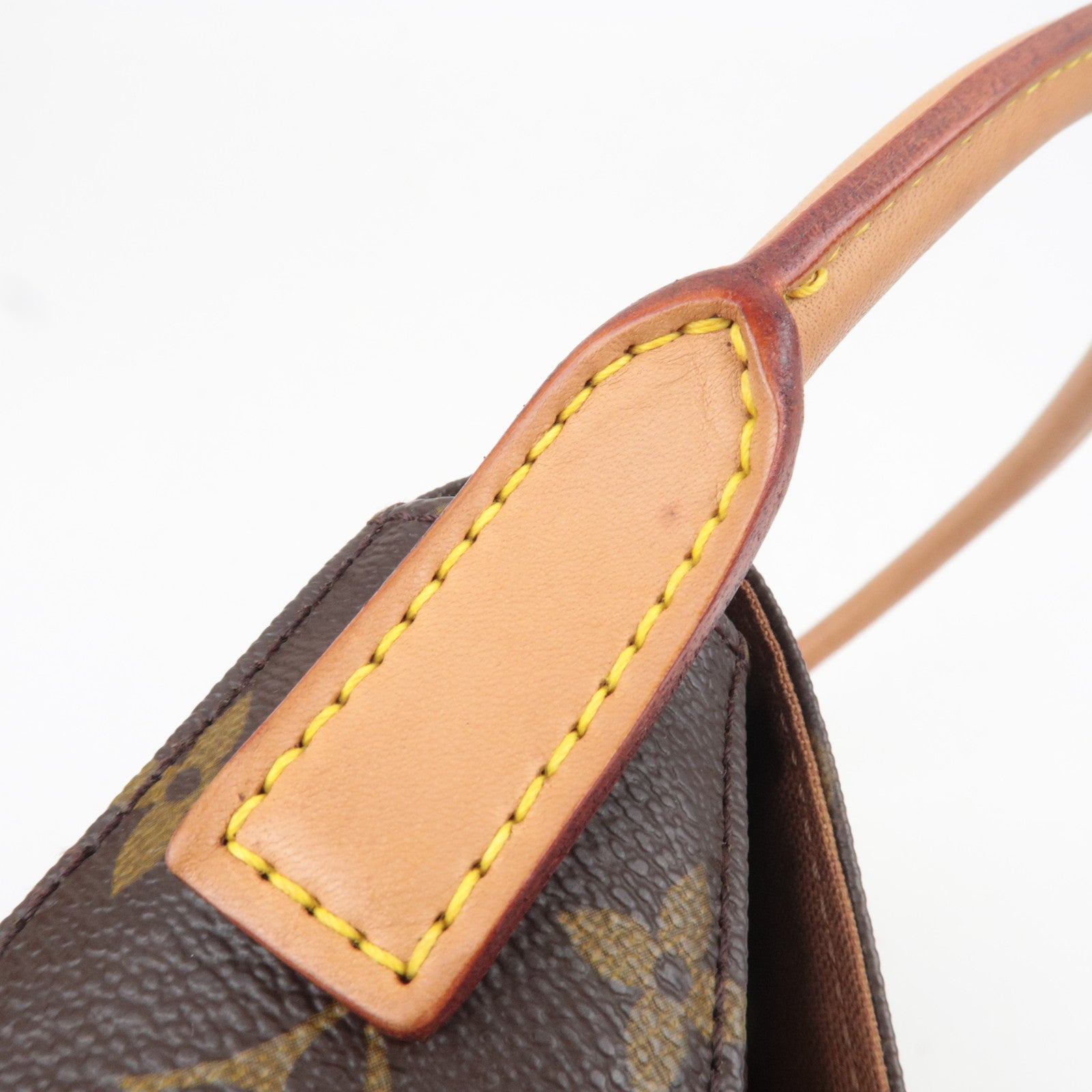 Louis Vuitton Monogram Mini Looping Shoulder Bag M51147