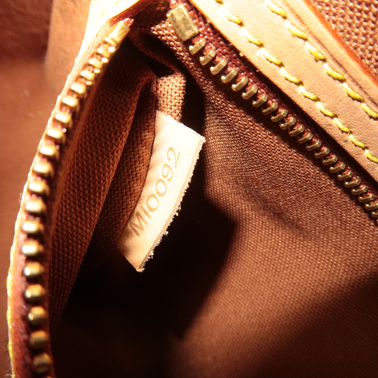 Louis Vuitton Monogram Mini Looping Shoulder Bag M51147