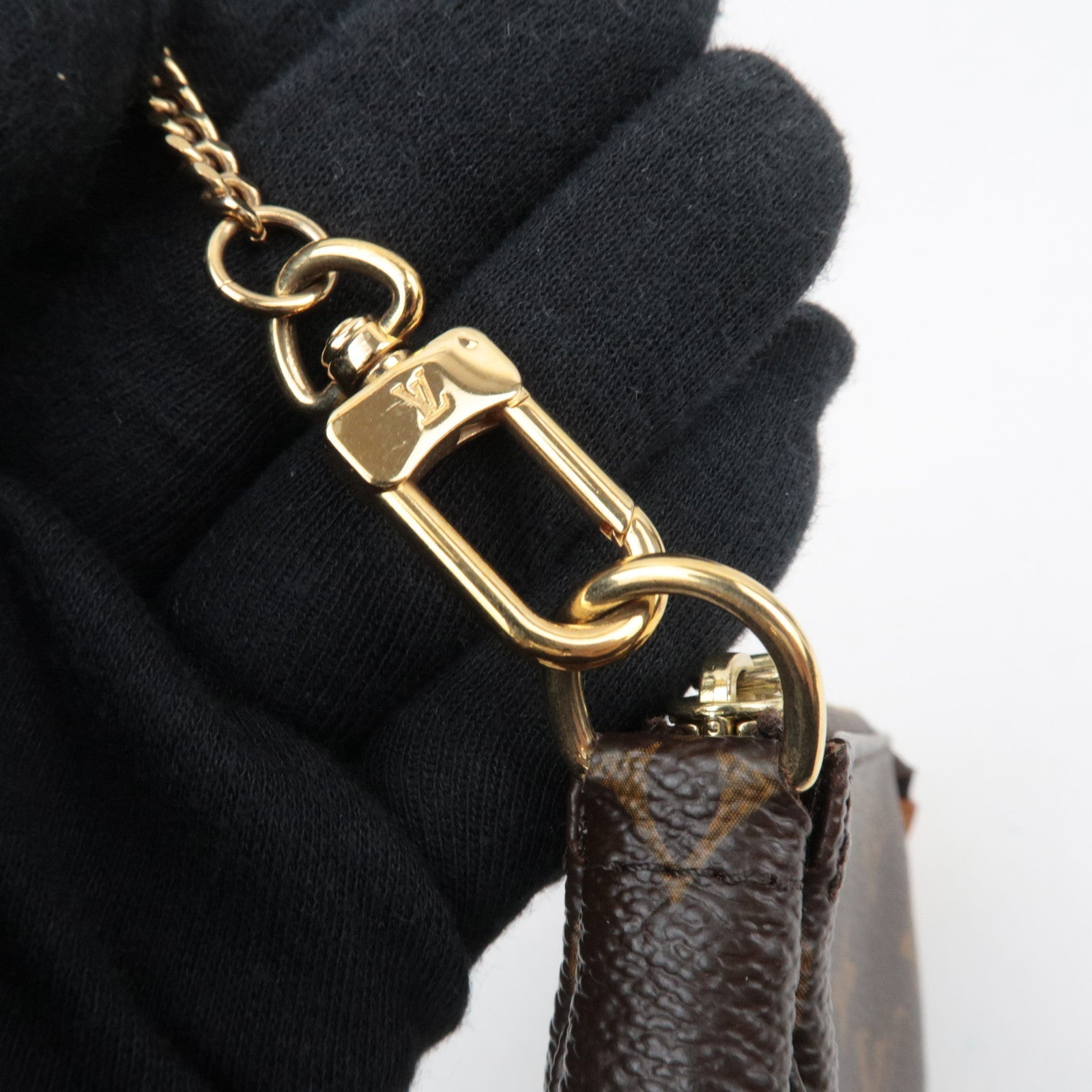 Louis Vuitton Monogram Mini Pochette Accessoires Mini Bag M58009