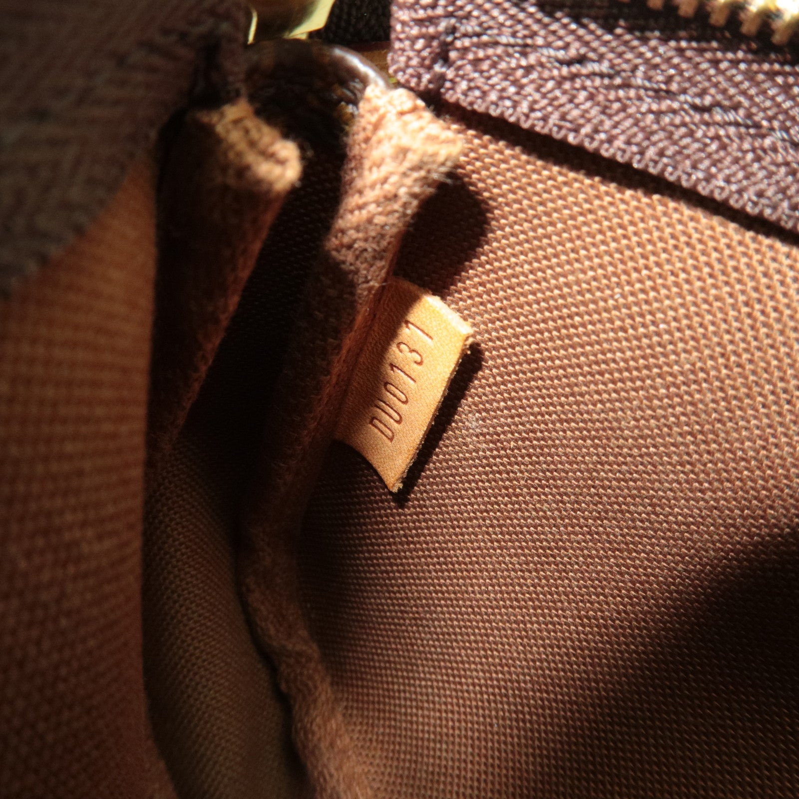 Louis Vuitton Monogram Mini Pochette Accessoires Mini Bag M58009