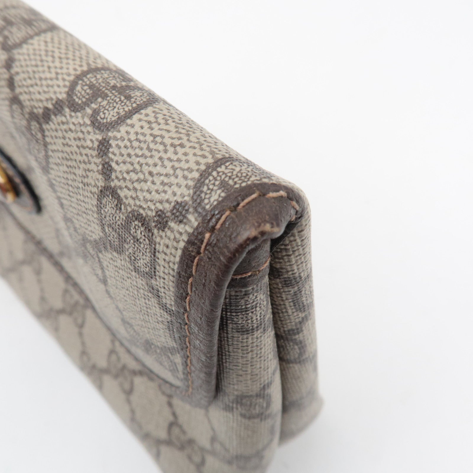 GUCCI Old Gucci Pouch GG Plus Leather Beige 039.4494.39