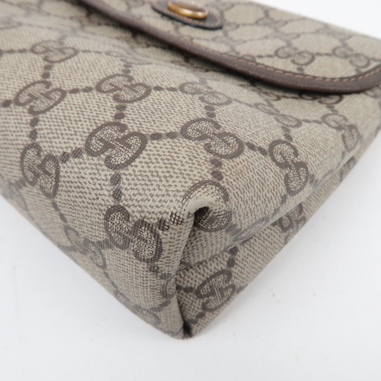 GUCCI Old Gucci Pouch GG Plus Leather Beige 039.4494.39