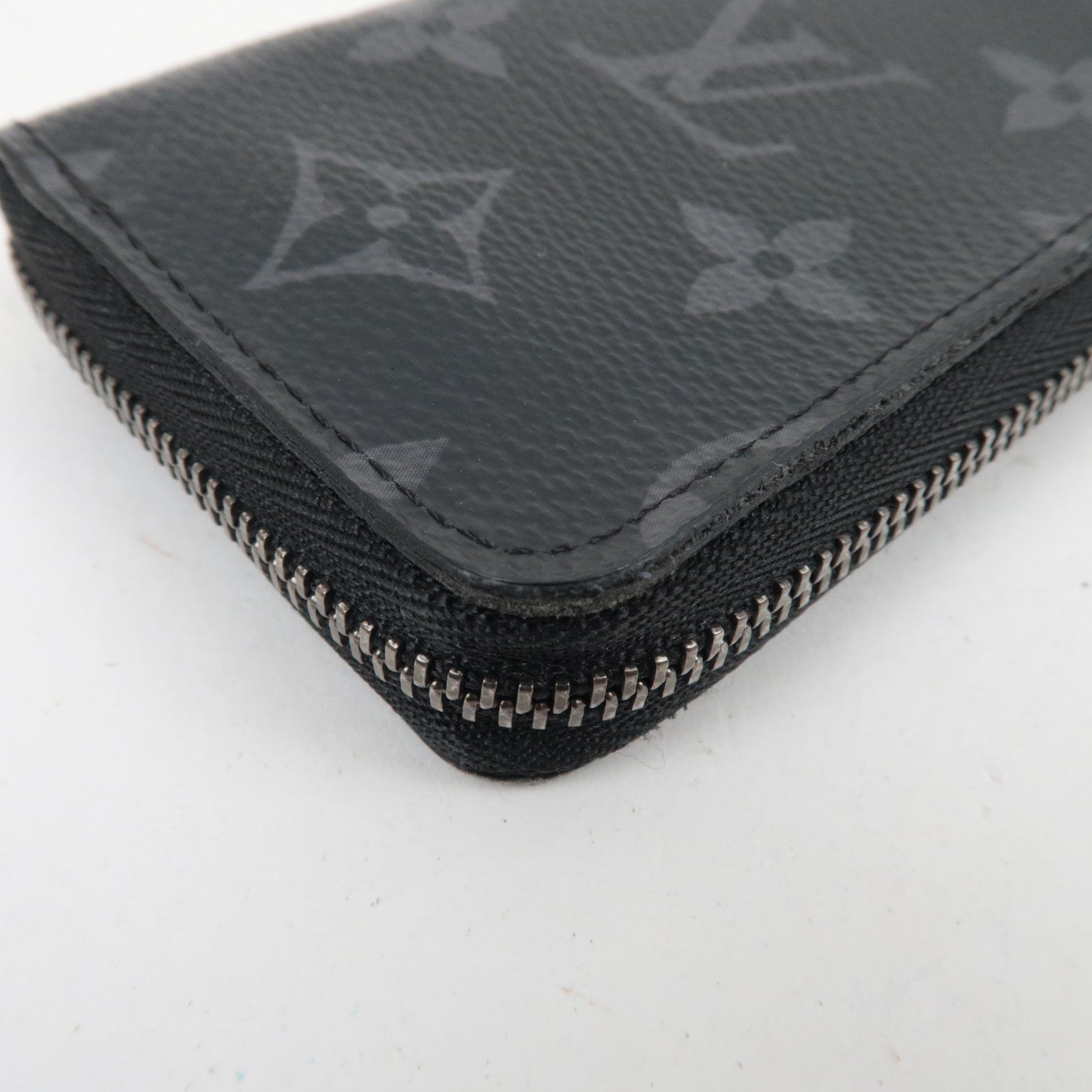 Louis Vuitton Monogram Eclipse Zippy Coin Purse Vertical M81662 *Box, Dust bag