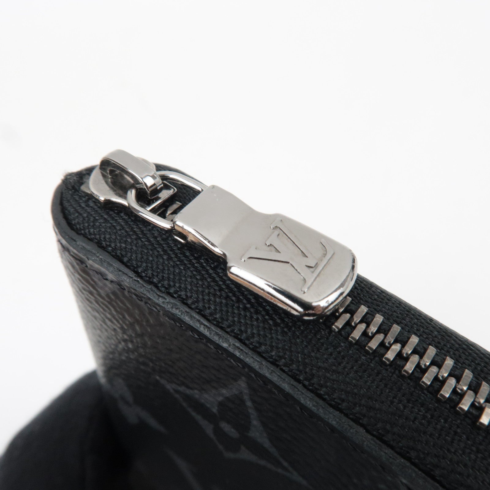 Louis Vuitton Monogram Eclipse Zippy Coin Purse Vertical M81662 *Box, Dust bag