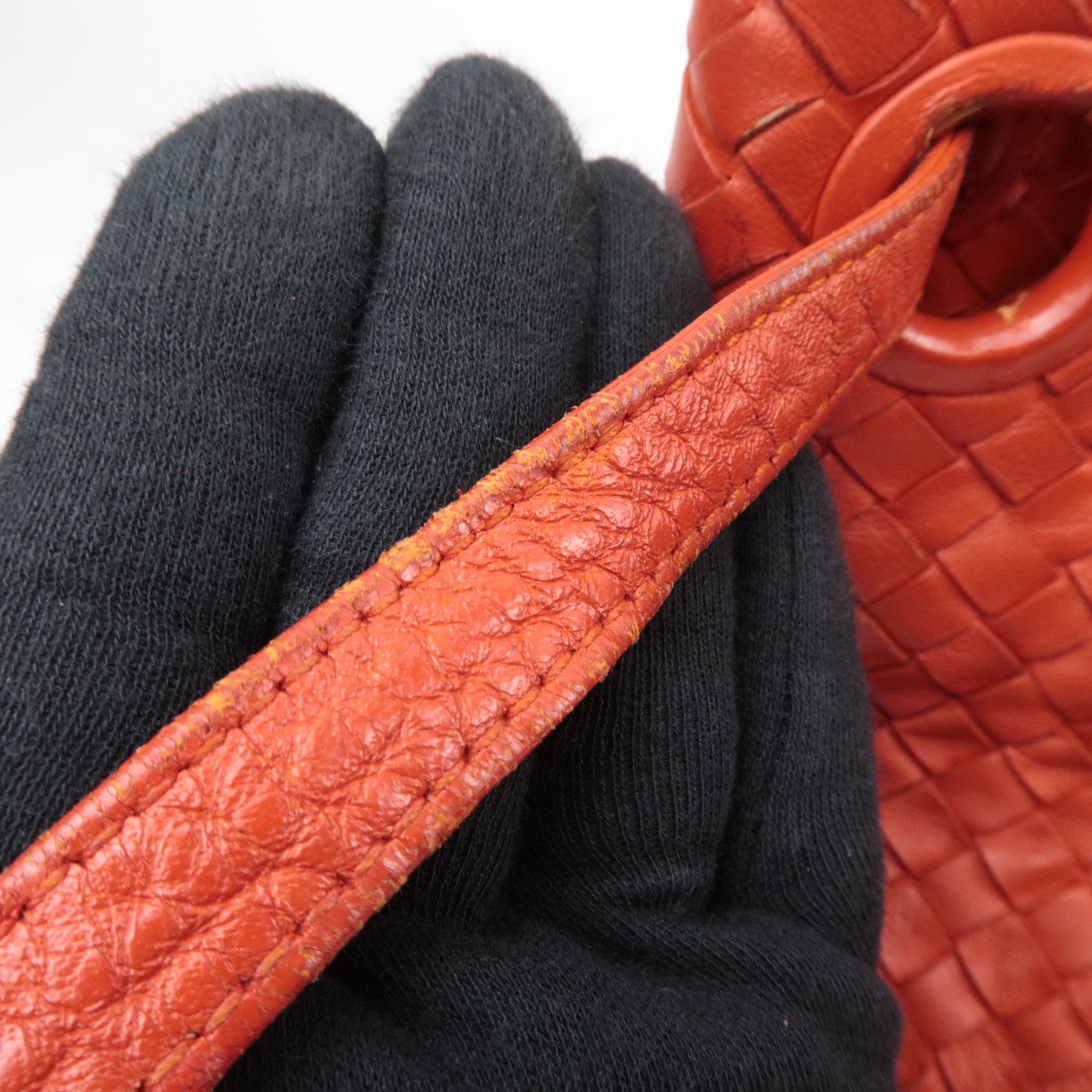 BOTTEGA VENETA Intrecciato Leather Medium Garda Shoulder Bag Orange