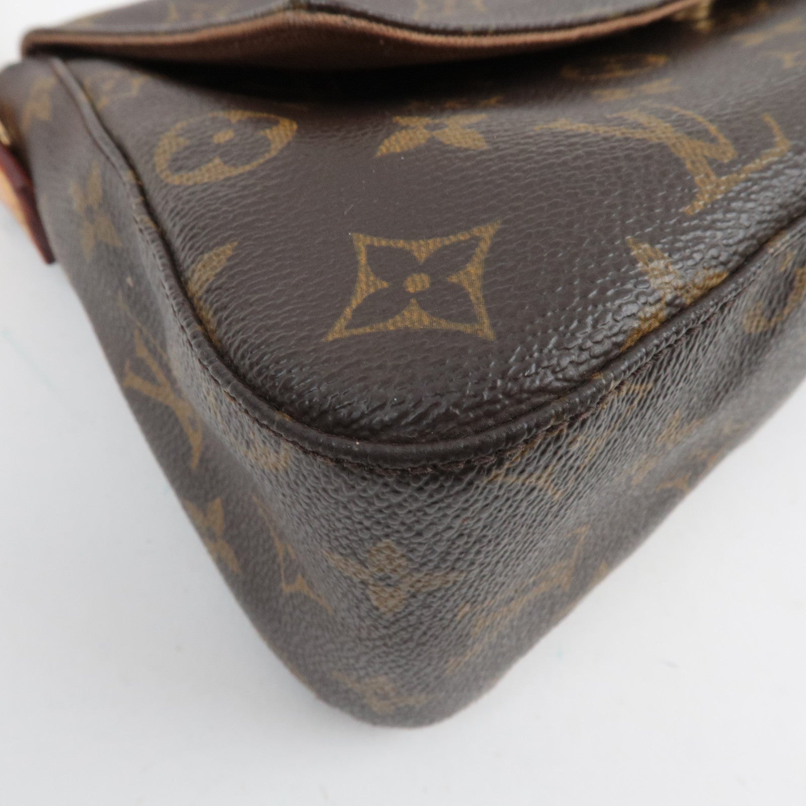 Louis Vuitton Monogram Mini Looping Shoulder Bag M51147