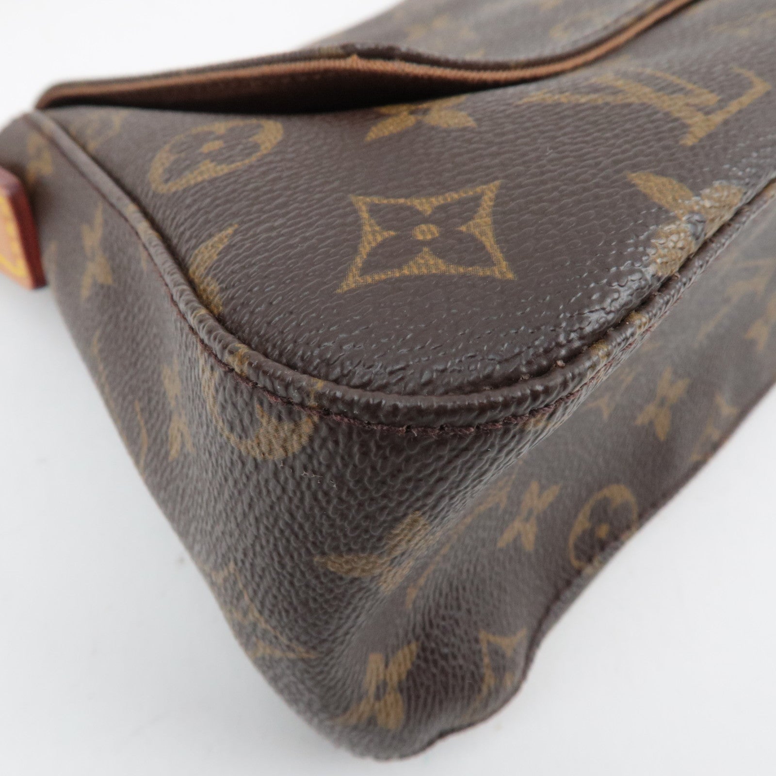 Louis Vuitton Monogram Mini Looping Shoulder Bag M51147