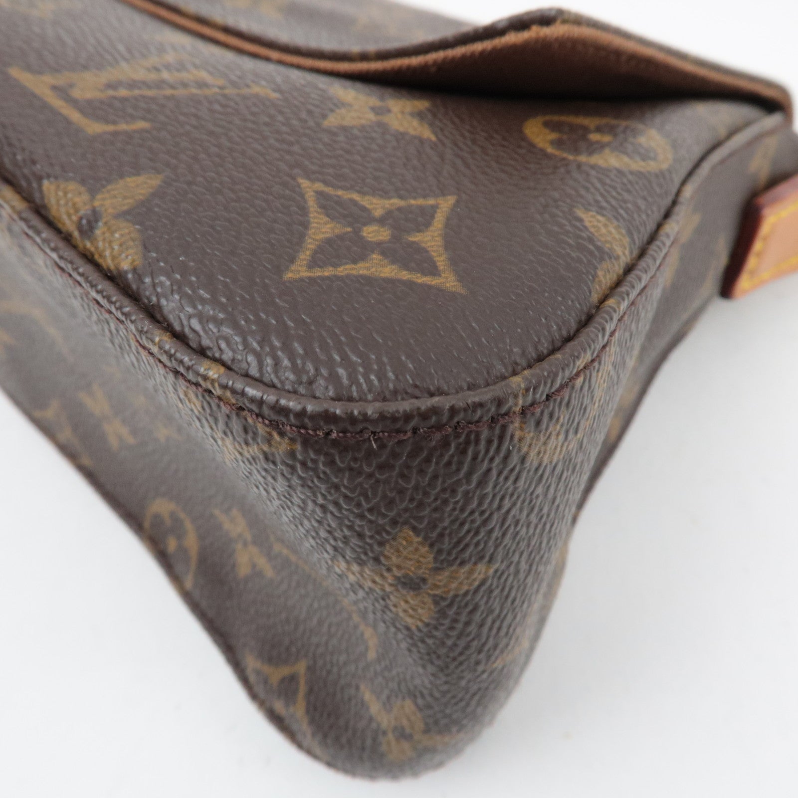 Louis Vuitton Monogram Mini Looping Shoulder Bag M51147