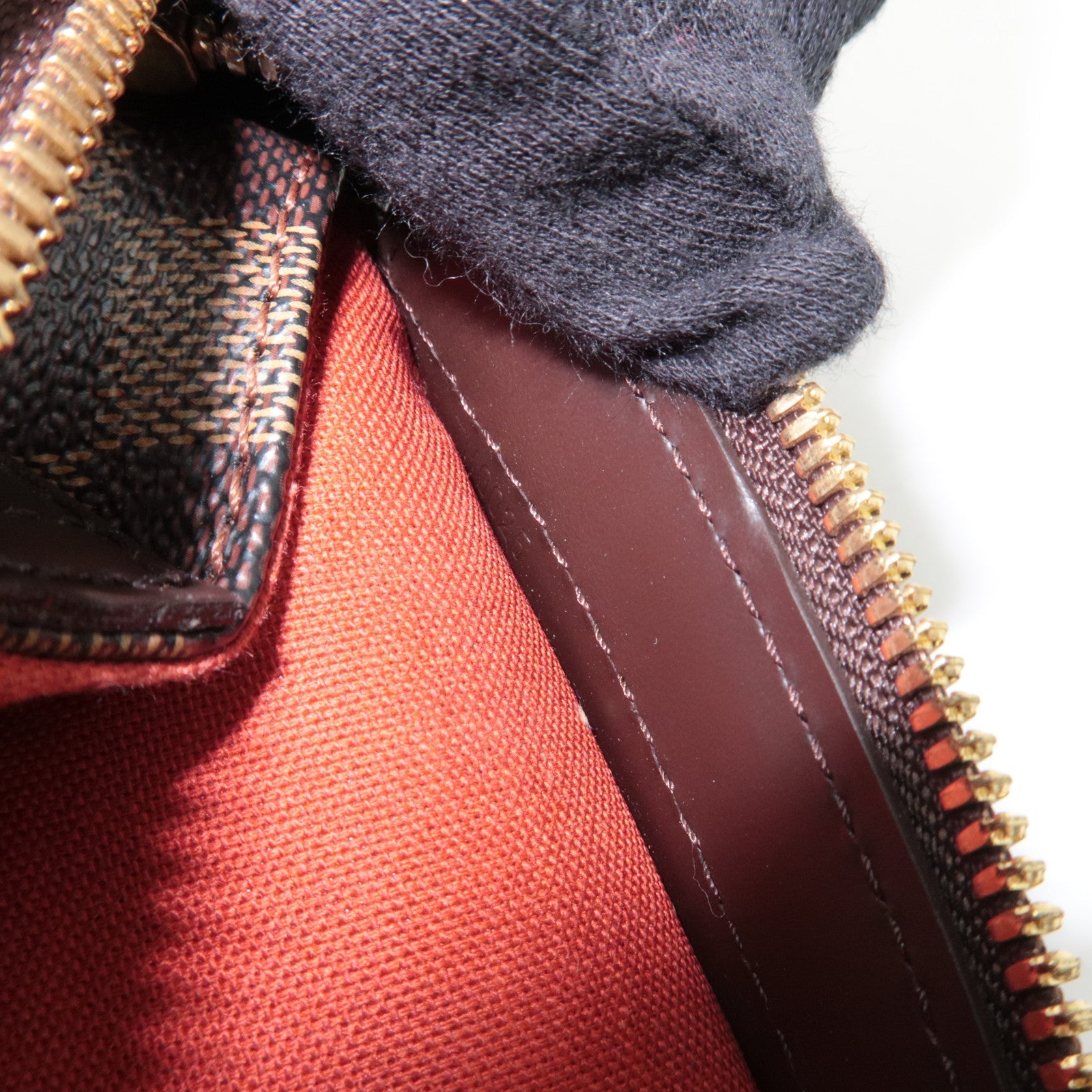 Louis Vuitton Damier Chelsea Shoulder Bag N51119