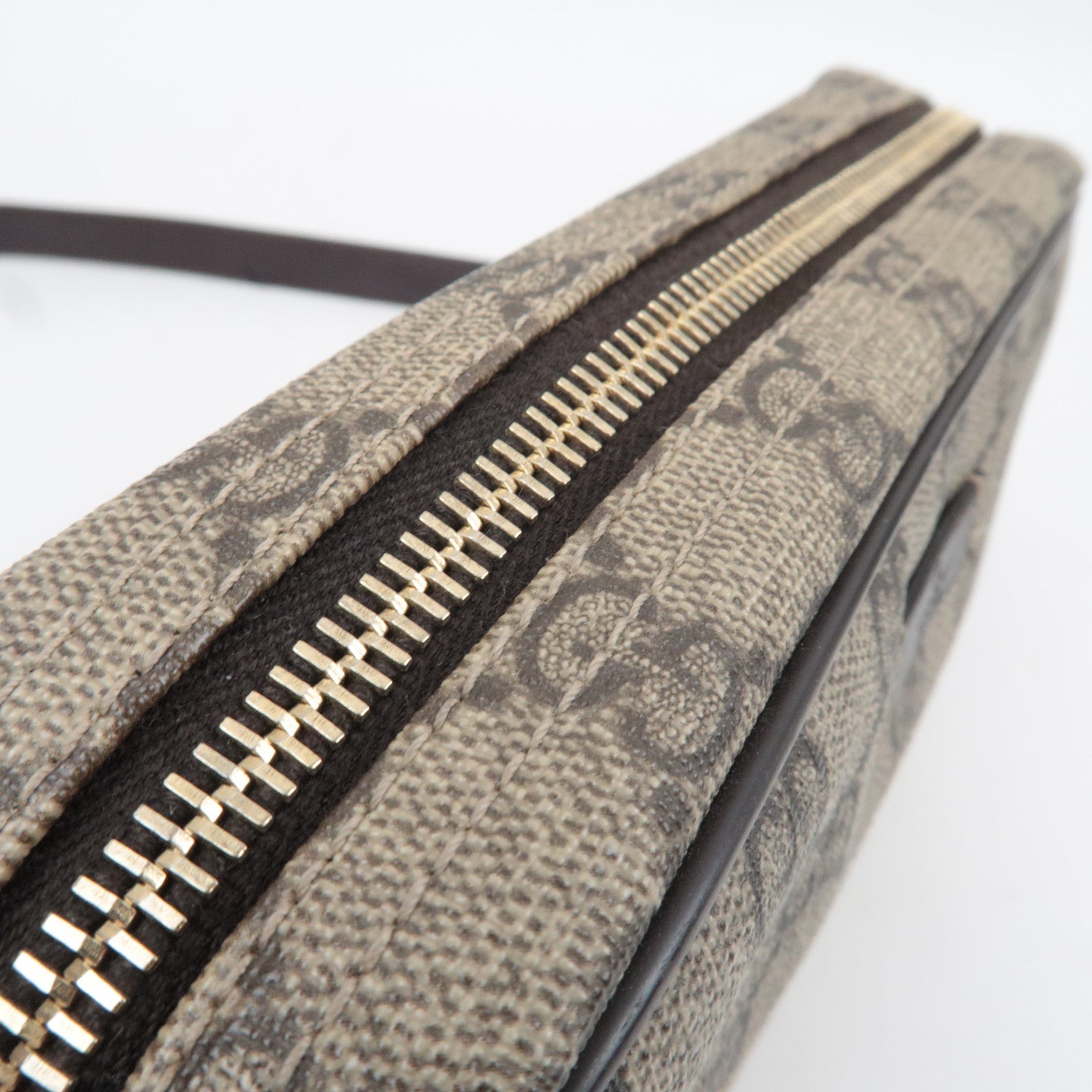 GUCCI Shoulder Bag GG Supreme Leather Beige 201447