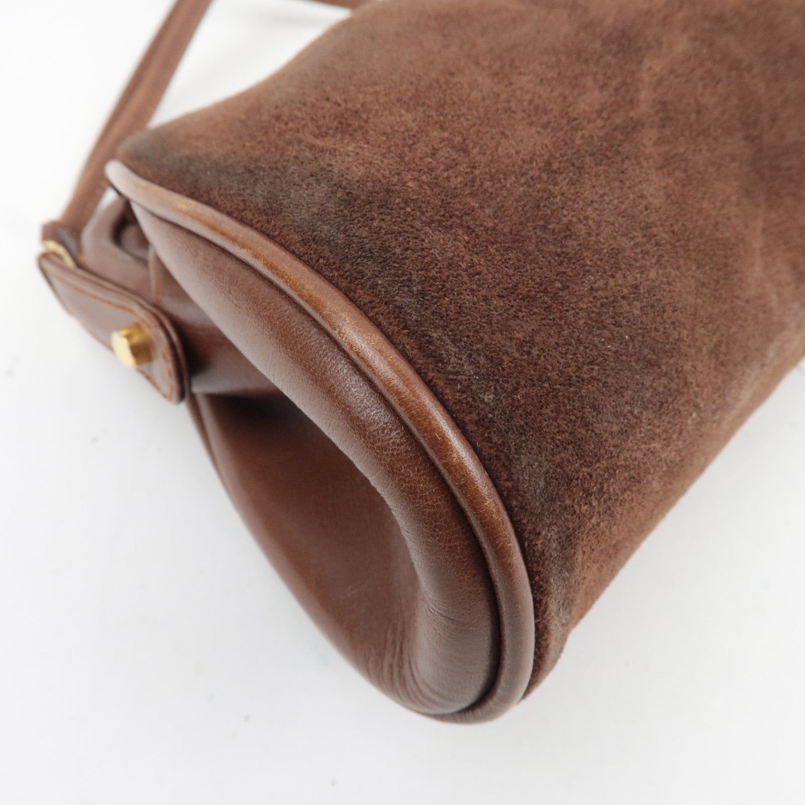 GUCCI Old Gucci Kiss Lock Suede Shoulder Bag Brown