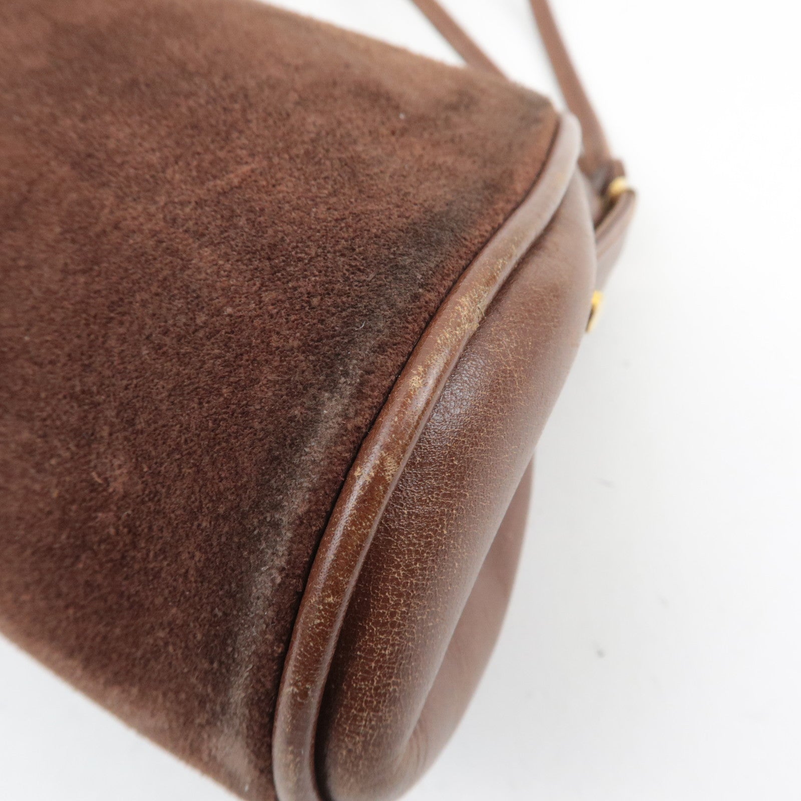 GUCCI Old Gucci Kiss Lock Suede Shoulder Bag Brown