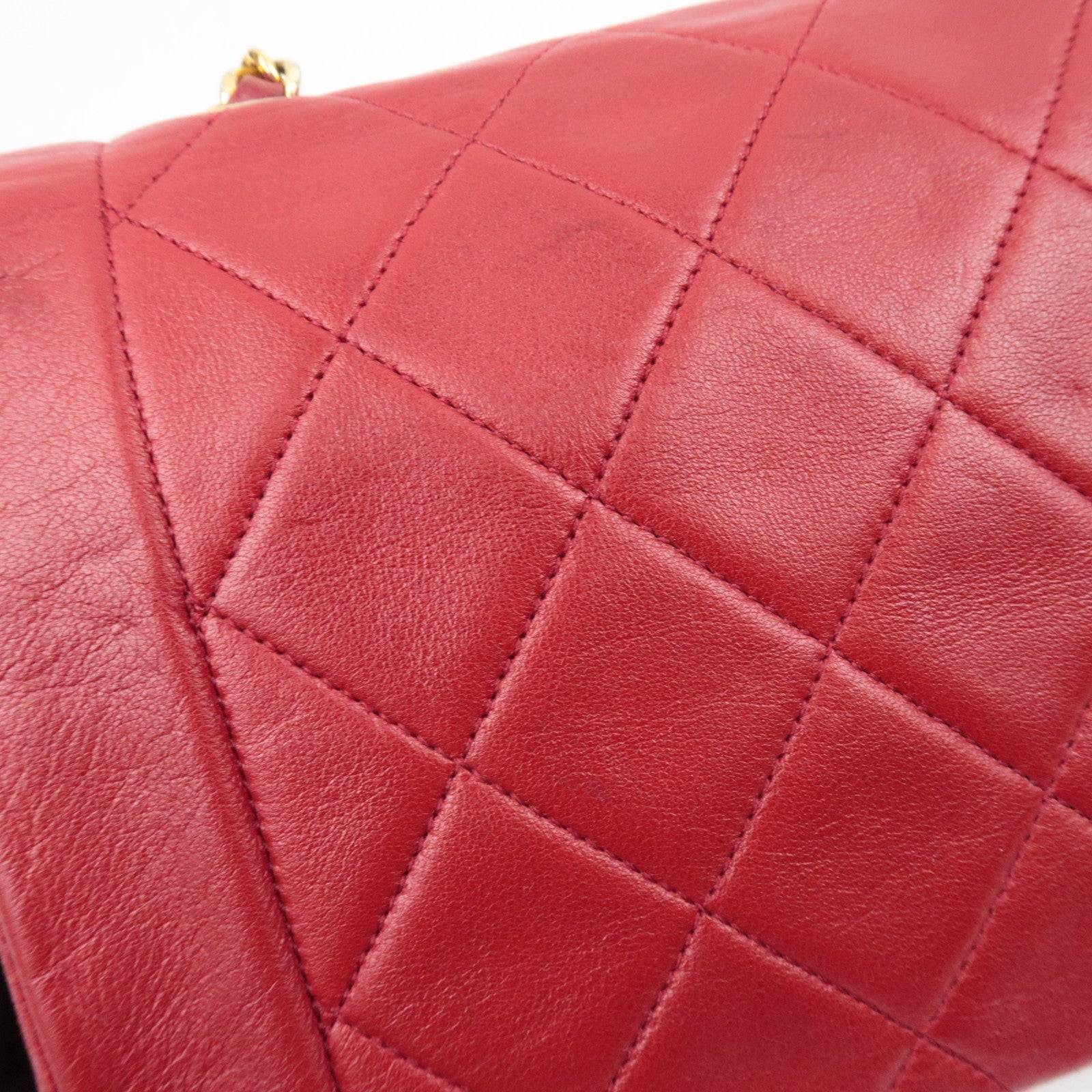 CHANEL Matelasse Diana 22 Chain Shoulder Bag Lambskin Red Gold HDW 1703775 *G Card