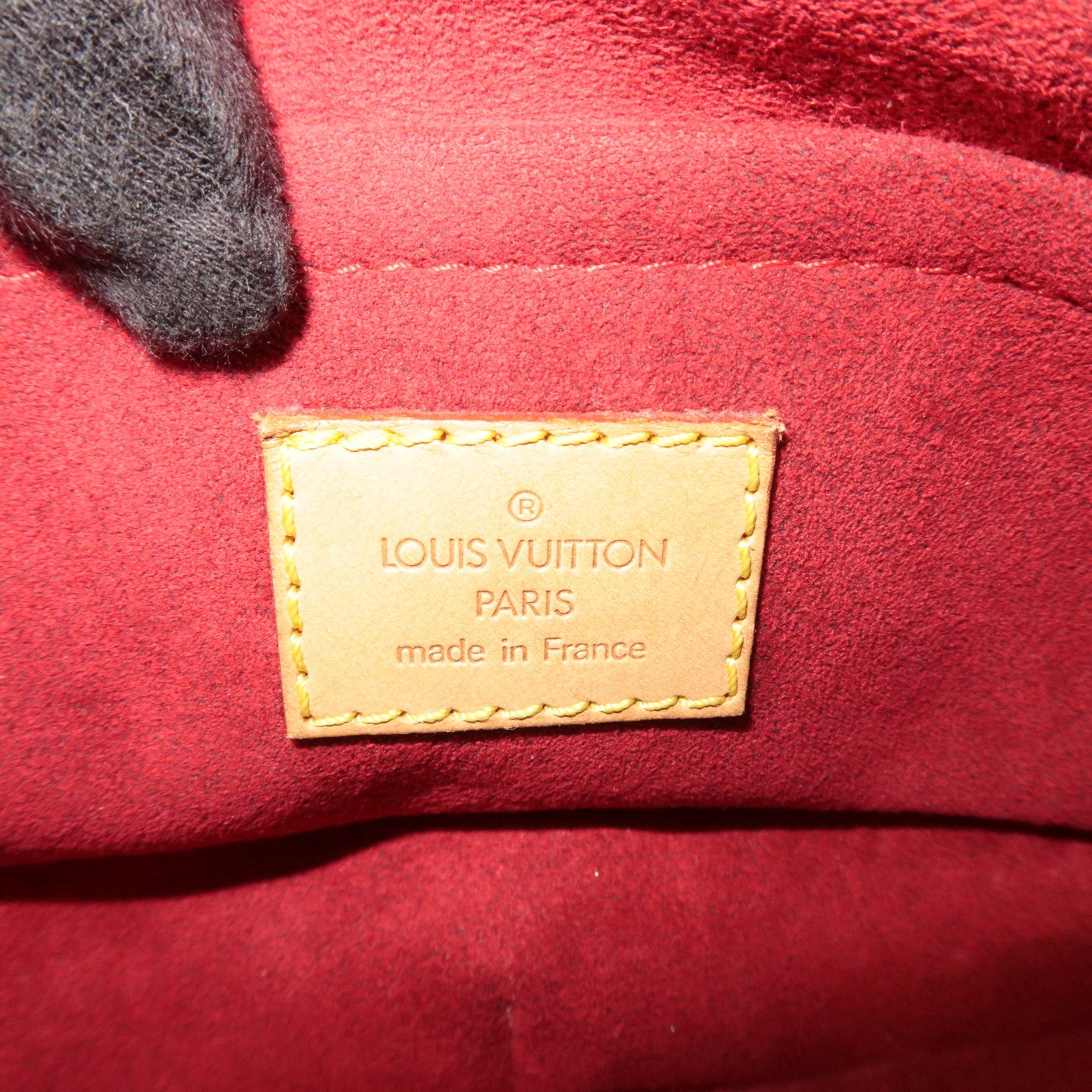 Louis Vuitton Monogram Pochette Croissant Shoulder Bag M51510