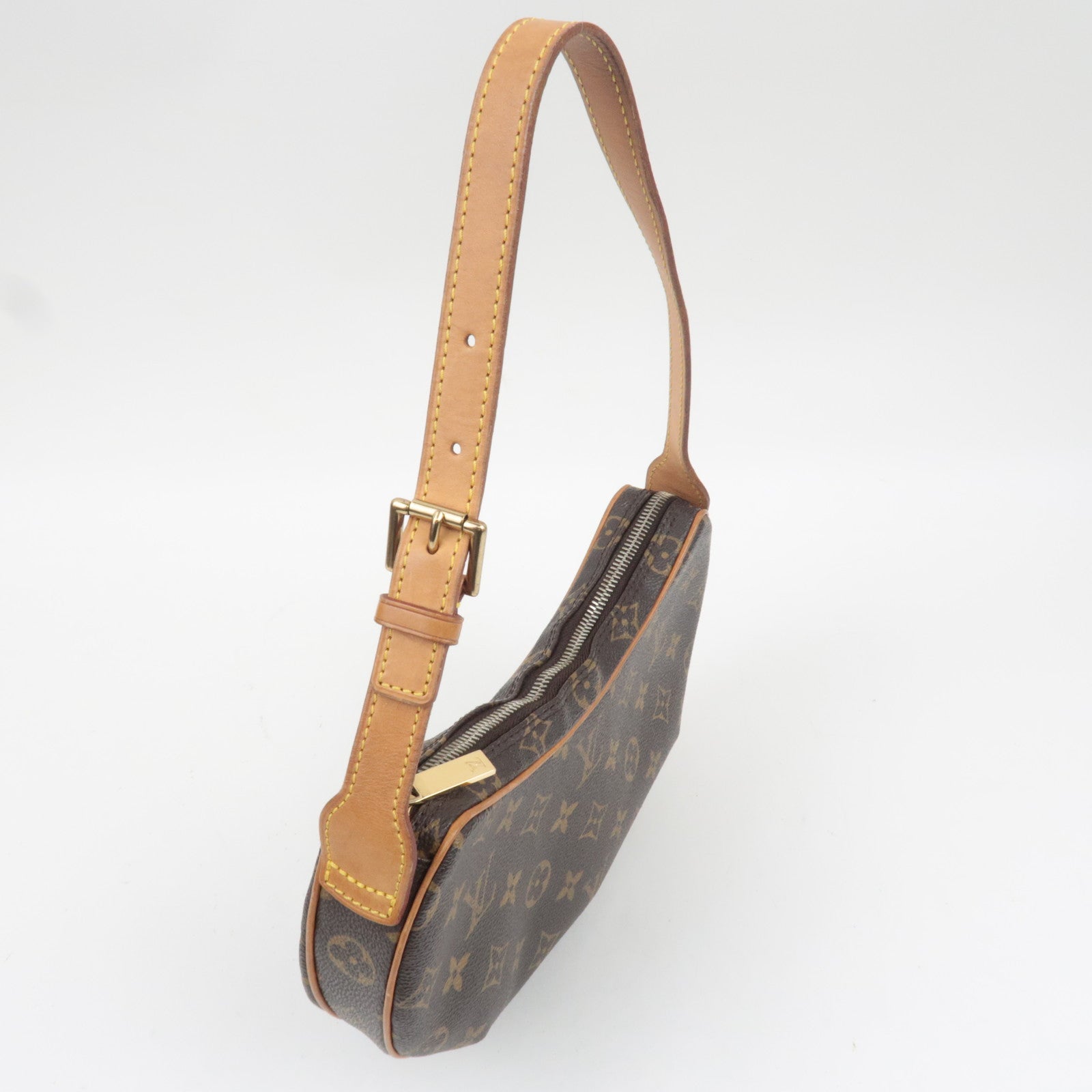 Louis Vuitton Monogram Pochette Croissant Shoulder Bag M51510