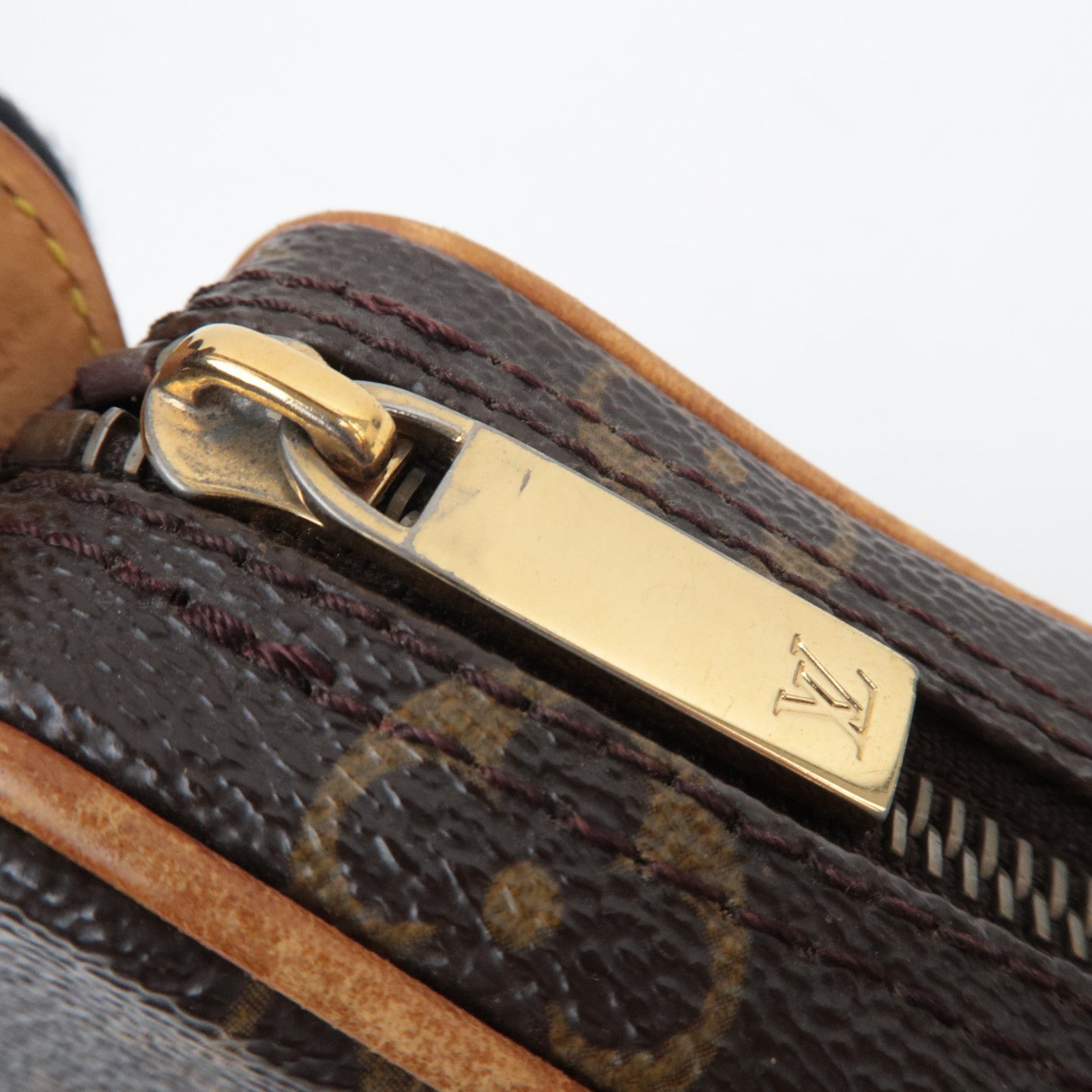 Louis Vuitton Monogram Pochette Croissant Shoulder Bag M51510