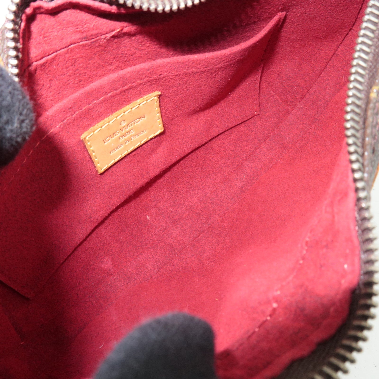 Louis Vuitton Monogram Pochette Croissant Shoulder Bag M51510