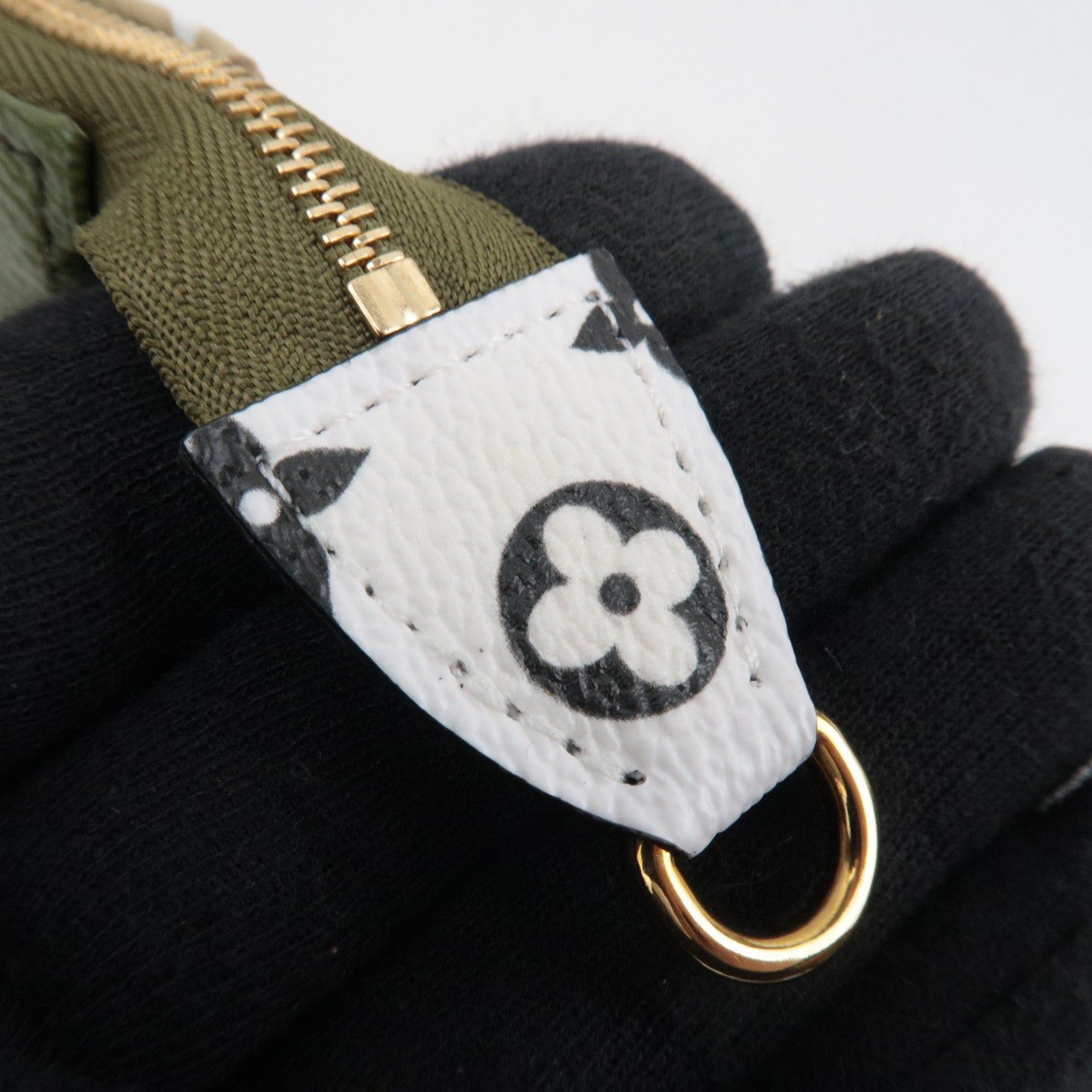 Louis Vuitton Monogram Giant Mini Pochette Accessoires Khaki M67579