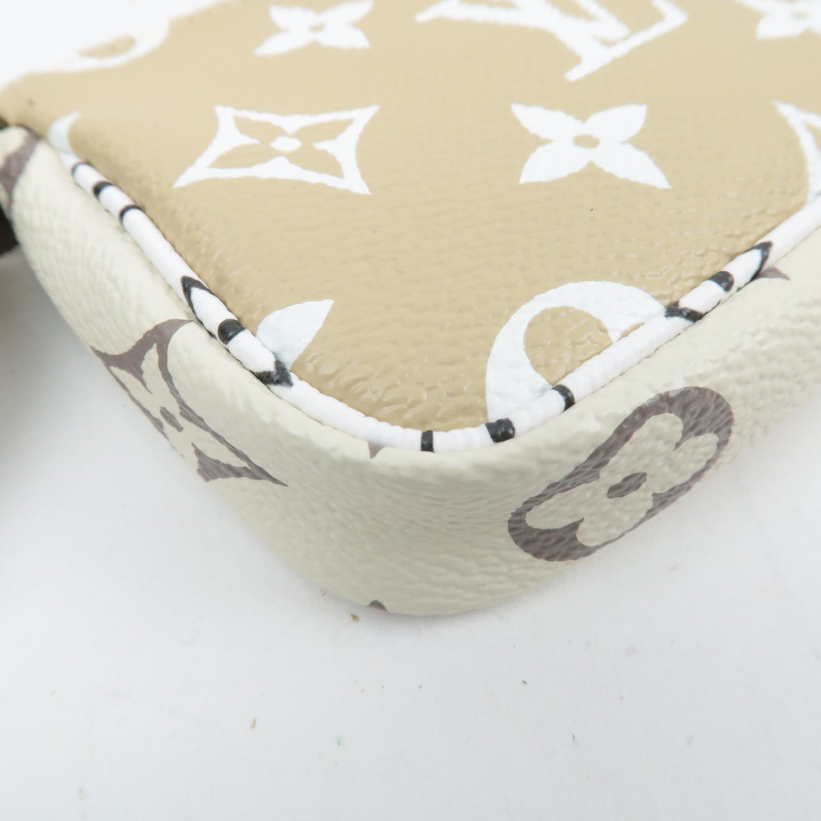 Louis Vuitton Monogram Giant Mini Pochette Accessoires Khaki M67579