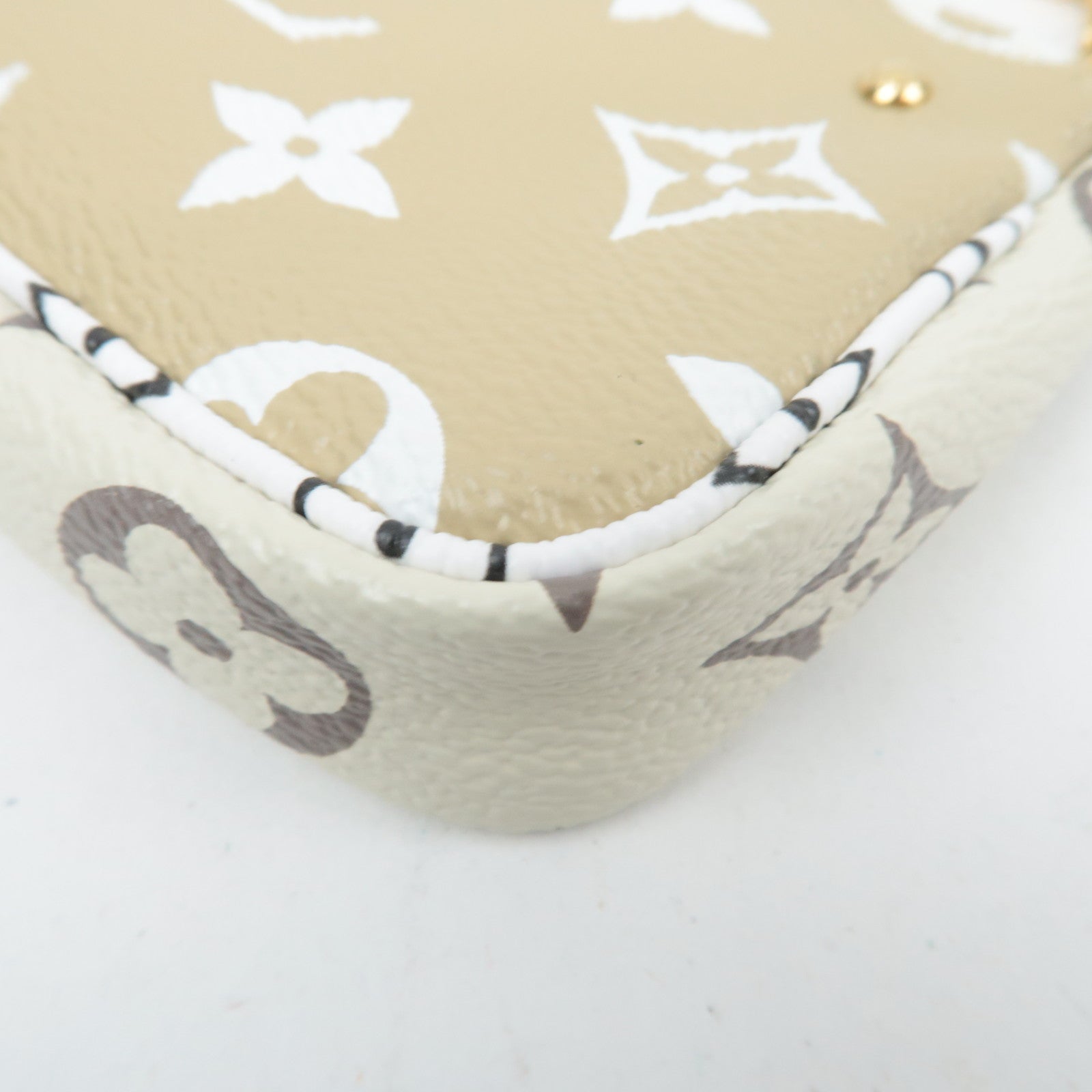 Louis Vuitton Monogram Giant Mini Pochette Accessoires Khaki M67579