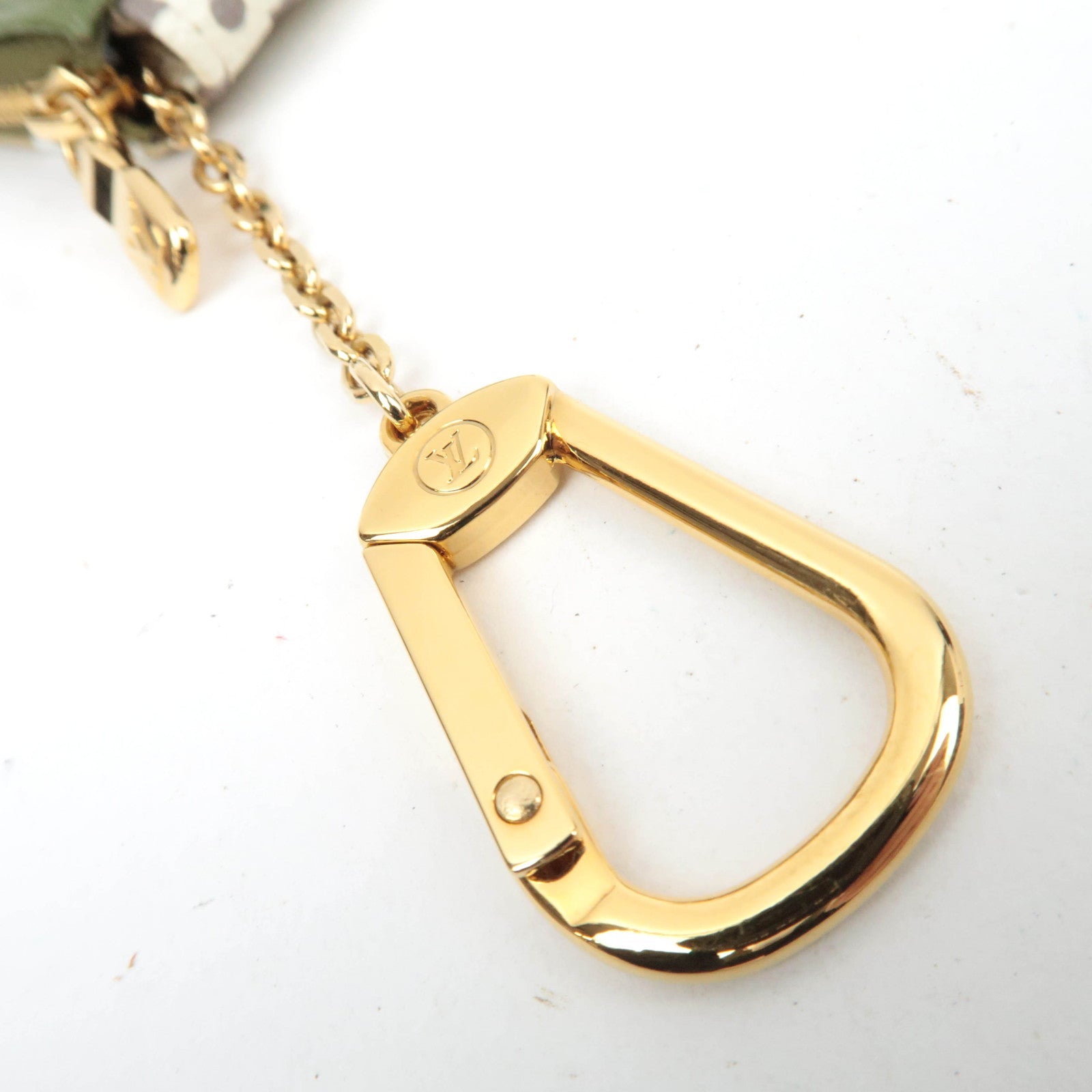 Louis Vuitton Monogram Giant Mini Pochette Accessoires Khaki M67579