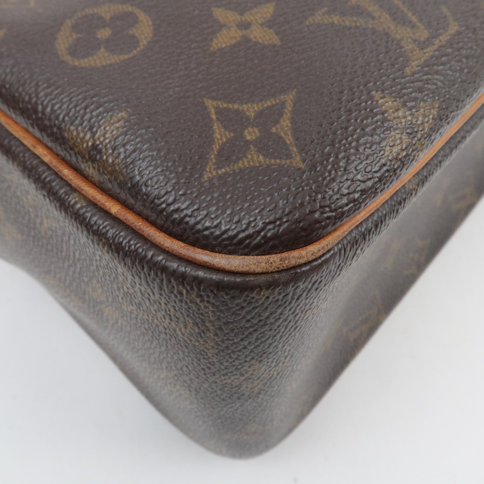 Louis Vuitton Monogram Cite GM Shoulder Bag M51181