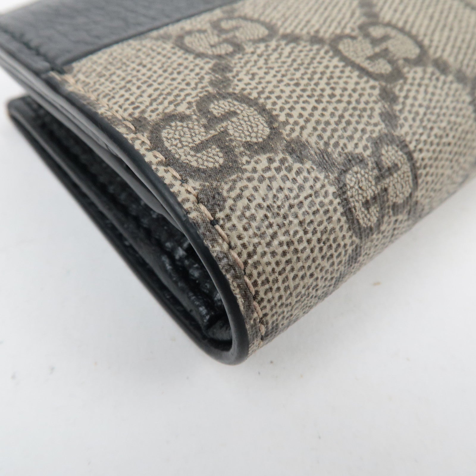 GUCCI GG Marmont Bifold Wallet Beige Black 658610