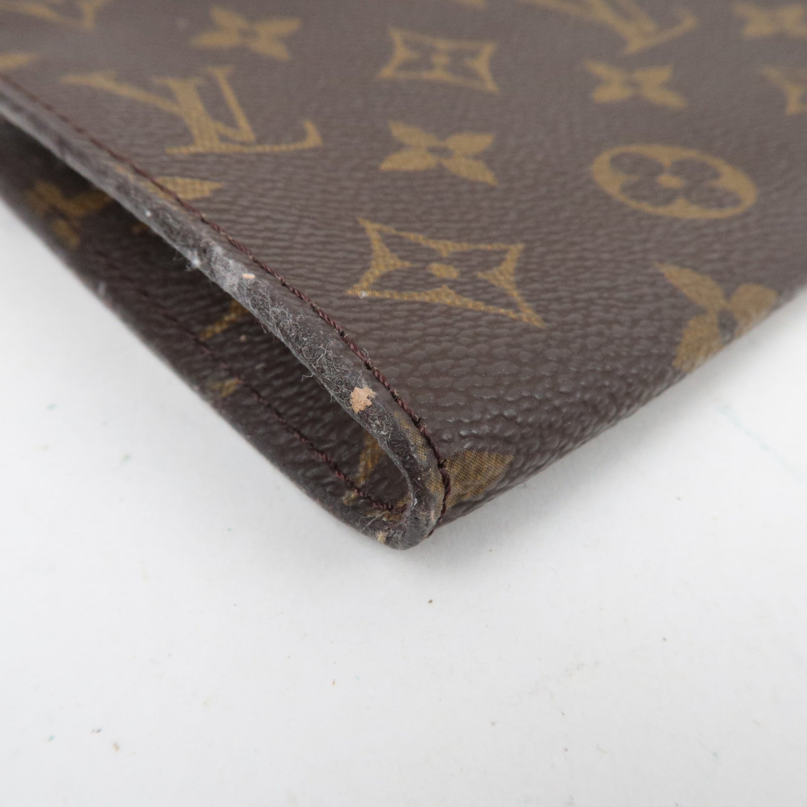 Louis Vuitton Monogram Pouch for Bucket GM AR1906