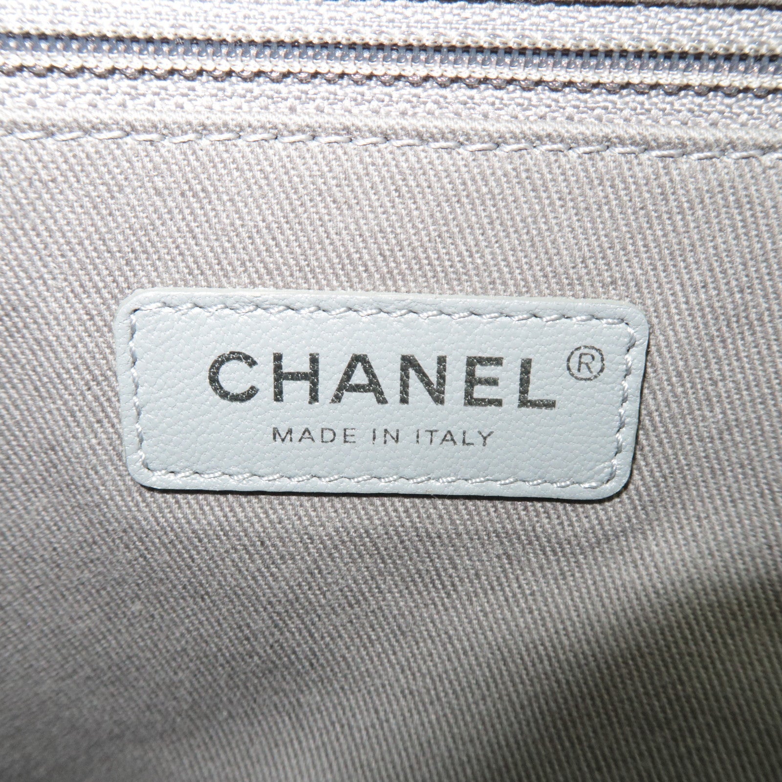 CHANEL Deauville MM Chain Tote Raffia Gray A67001