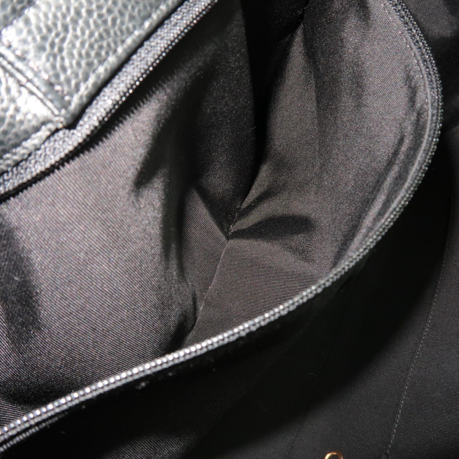 CHANEL Matelasse Shopping Chain Tote Bag Caviarskin BlackA91046