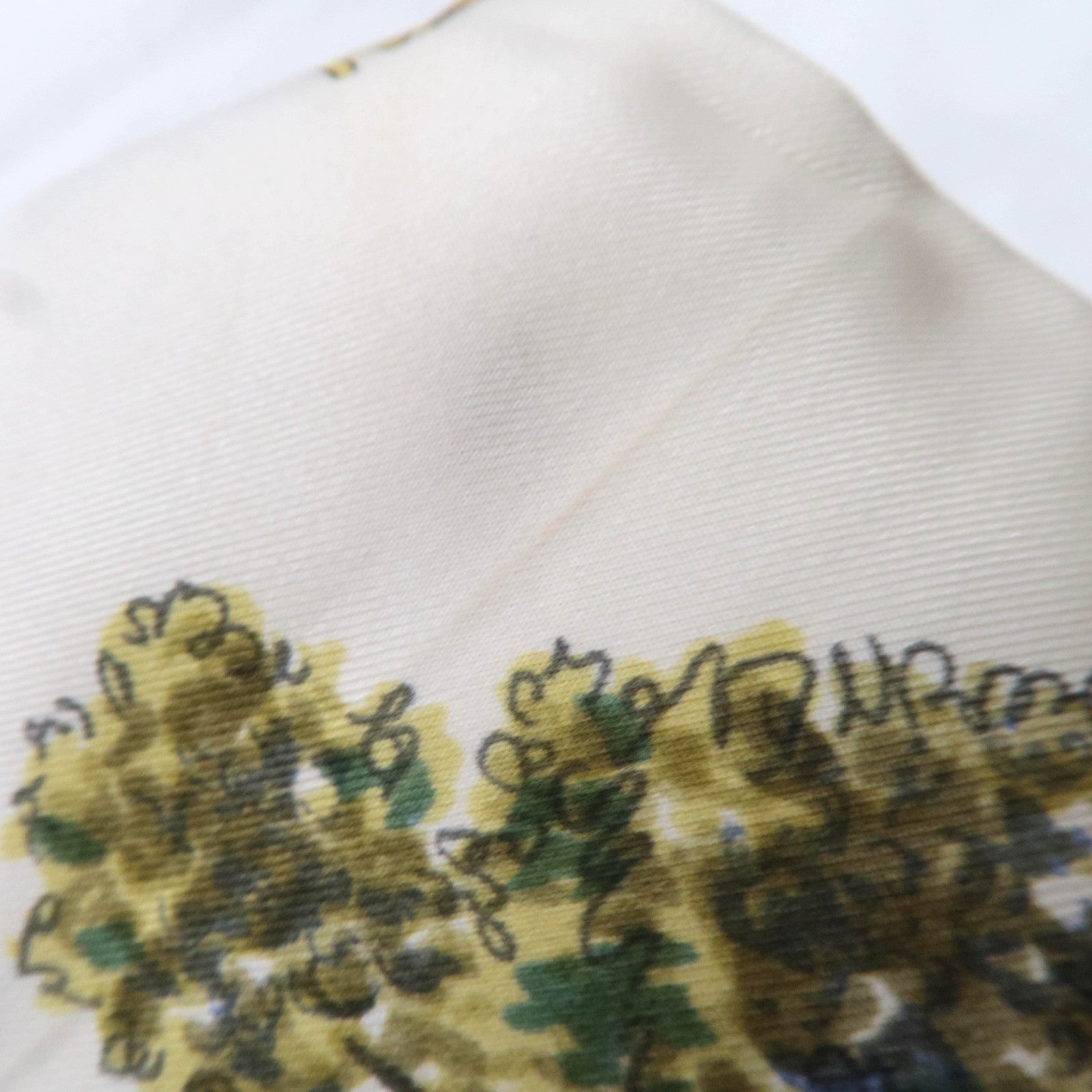 HERMES Carre 90 100% Silk Scarf GRANDS ATTELAGES Navy