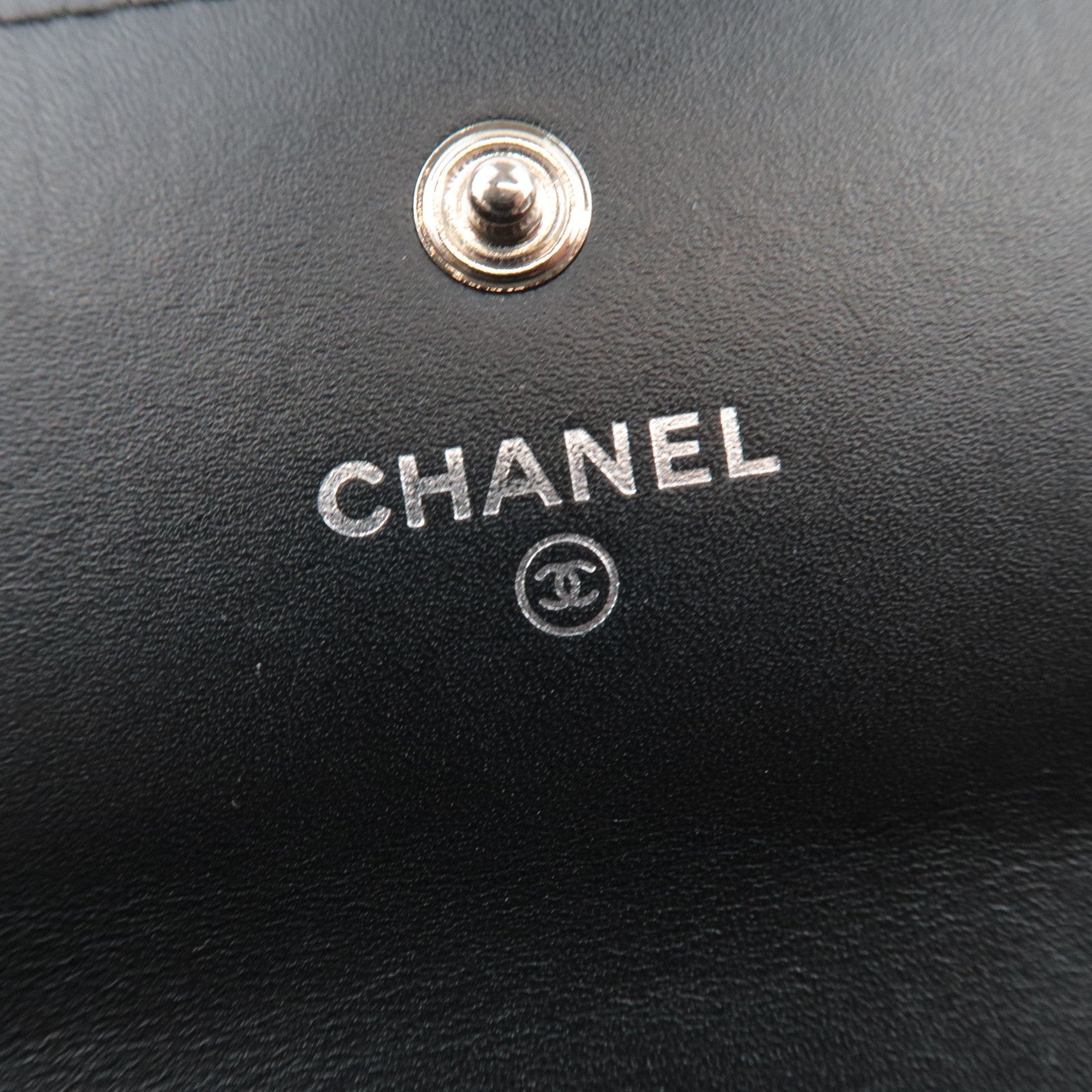CHANEL Brilliant Matelasse Wallet Patent Leather Black 20218674