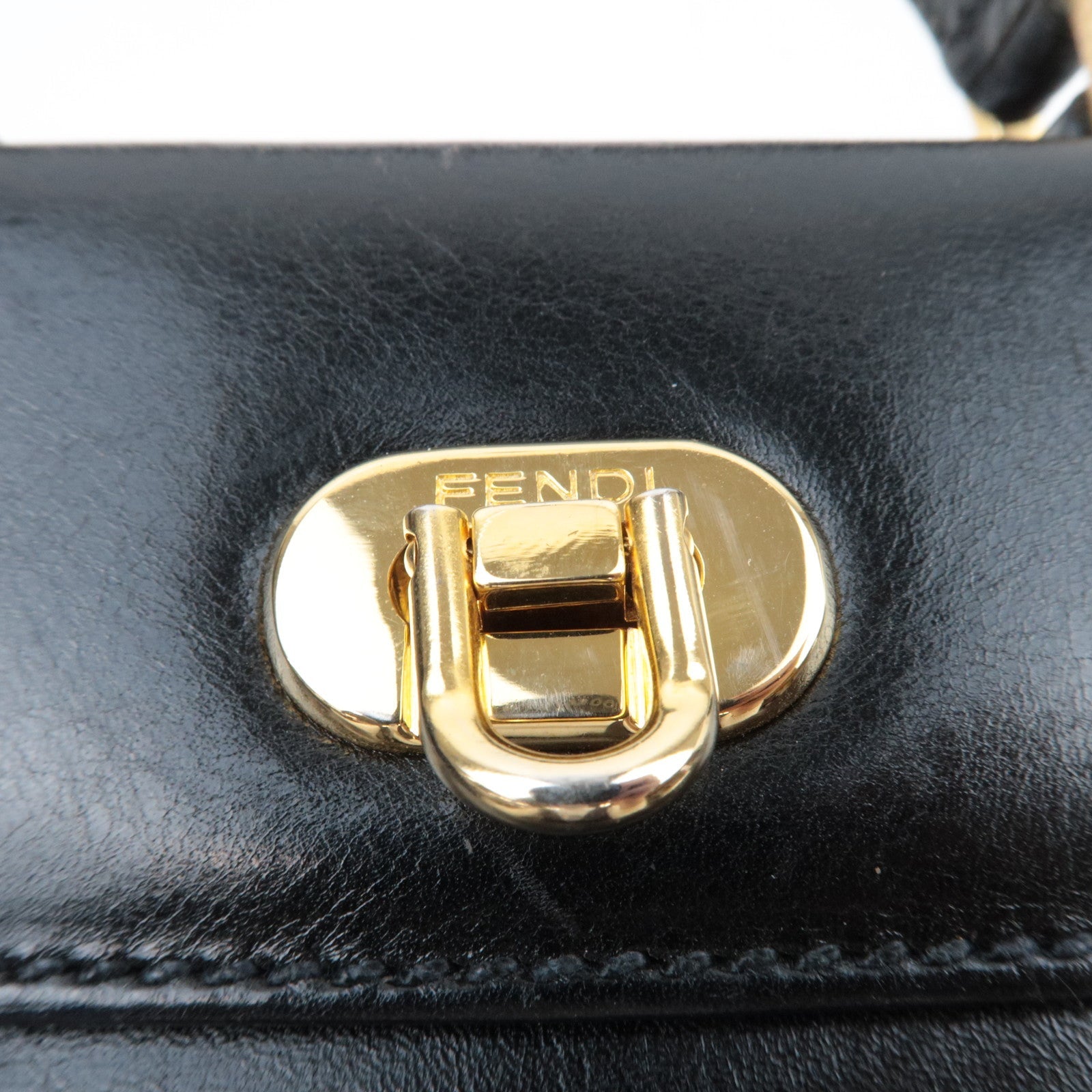 FENDI Small Leather Handbag Black 11652