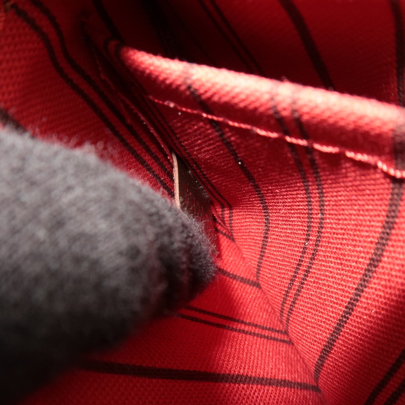 Louis Vuitton Damier Pouch for Neverfull PM Cerise