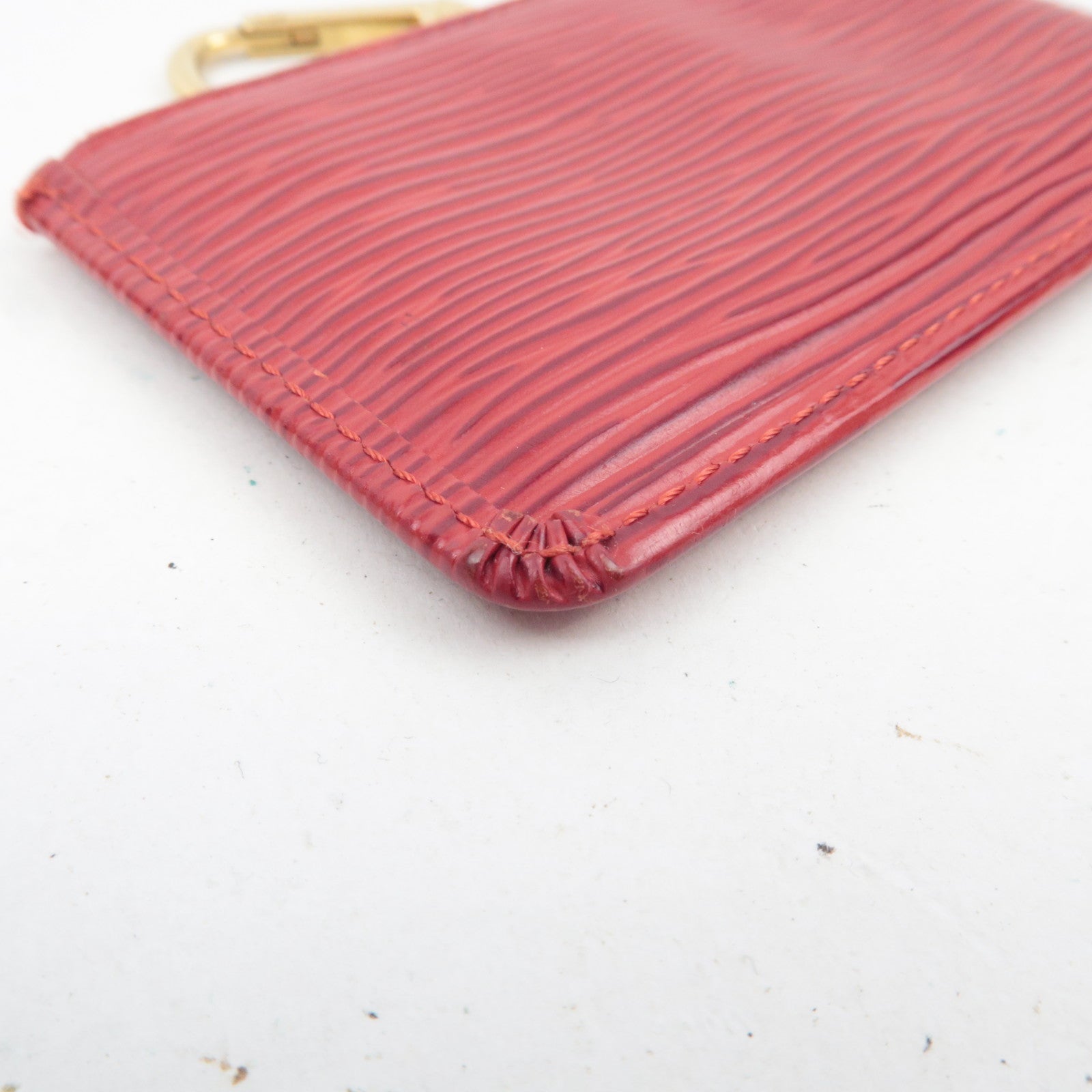 Louis Vuitton Epi Pochette Cles Coin Case Castilian Red M63807