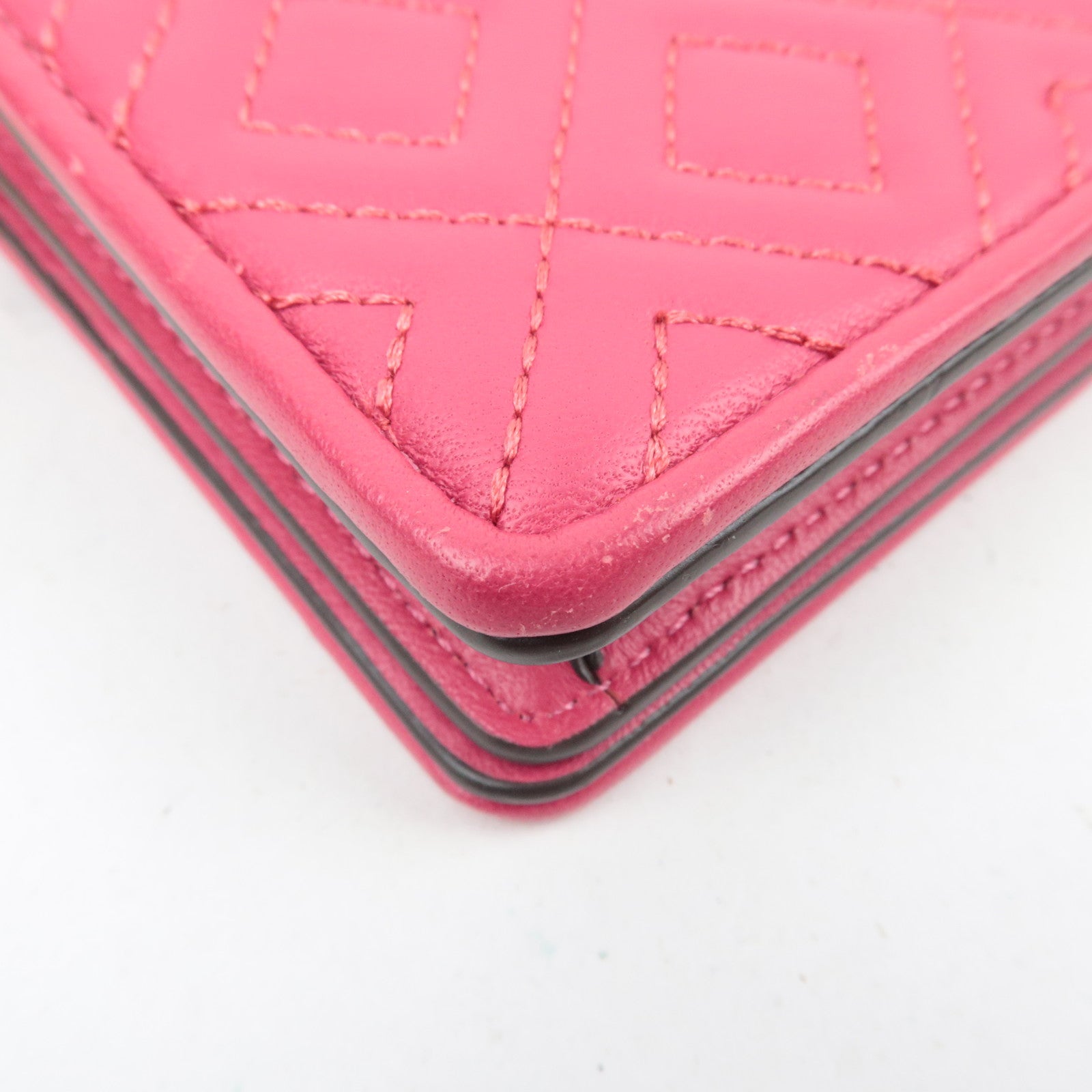 TORY BURCH Fleming Quilted Leather Chain Wallet Purse WOC Pink