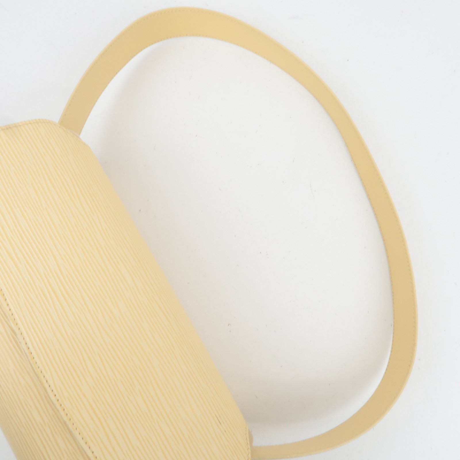 Louis Vuitton Epi Nocturne PM Shoulder Bag Vanille M5218A