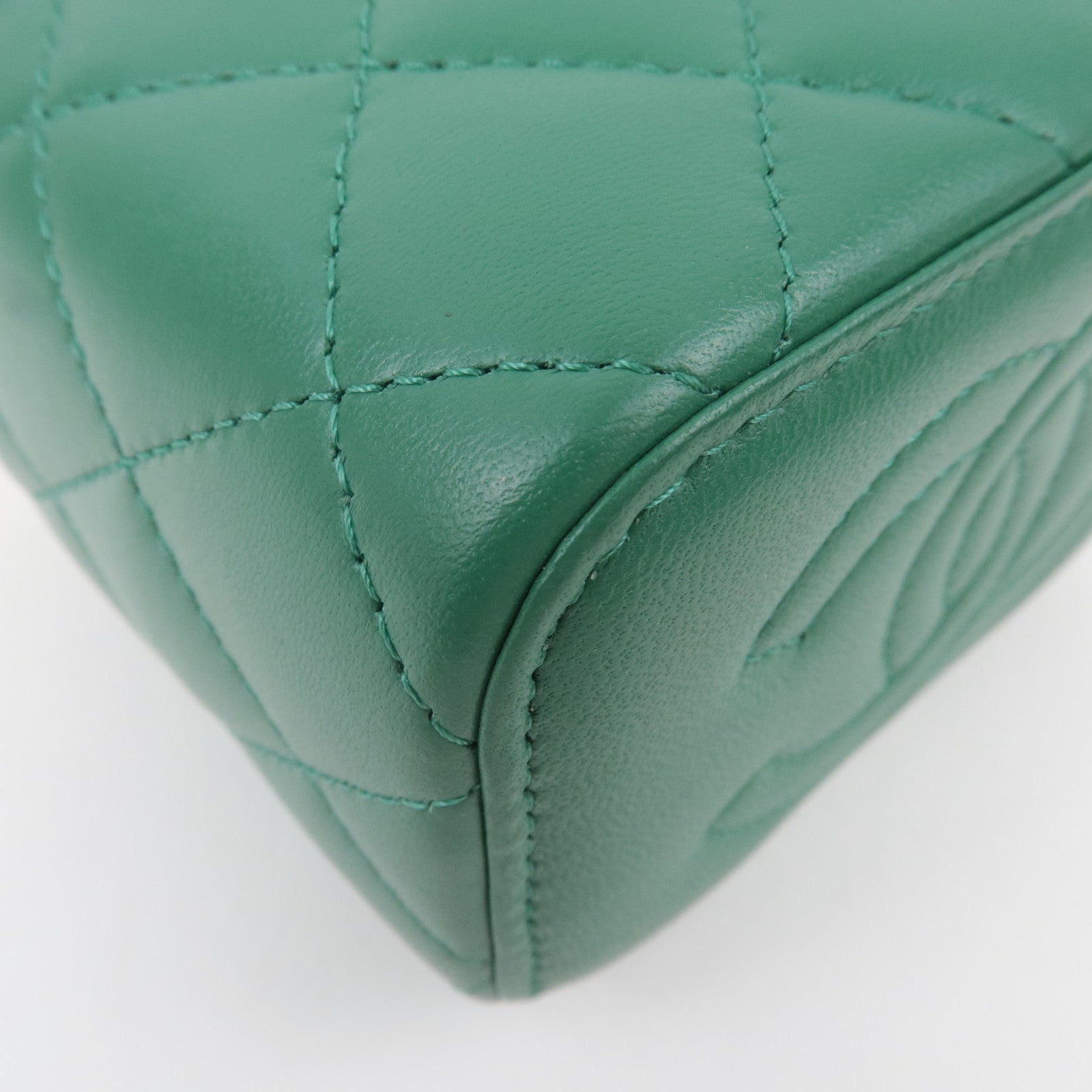 CHANEL Matelasse Lambskin Small Vanity Chain Shoulder Bag Green Gold HDW AP2198